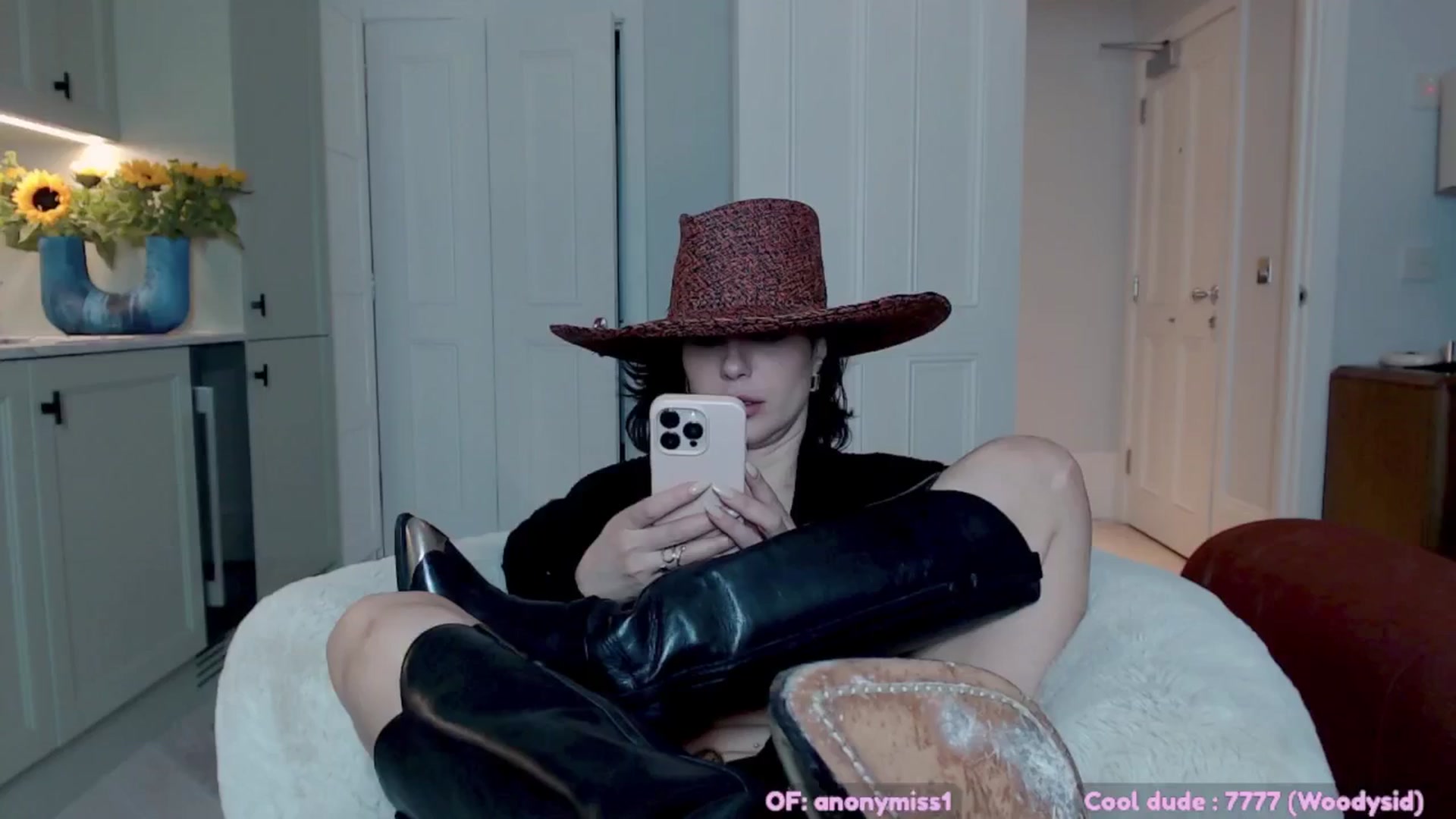 Gallery image thumbnail from Maze__'s myfreecams stream on, 02/27/2025, 03:18 image 9 of 20