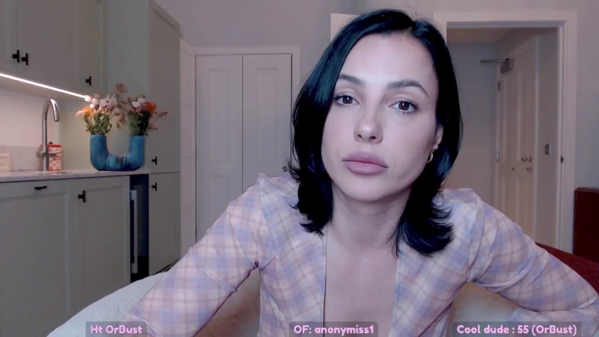Gallery image thumbnail from Maze__'s myfreecams stream on, 04/01/2025, 21:13 image 19 of 20