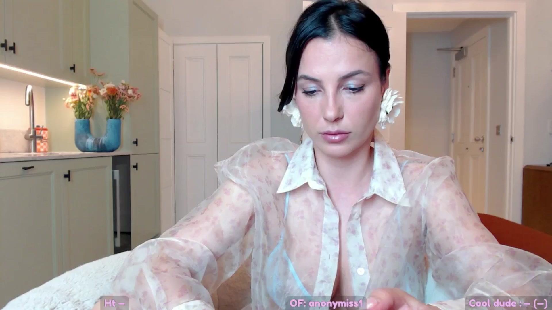 Gallery image thumbnail from Maze__'s myfreecams stream on, 04/03/2025, 21:53 image 10 of 20