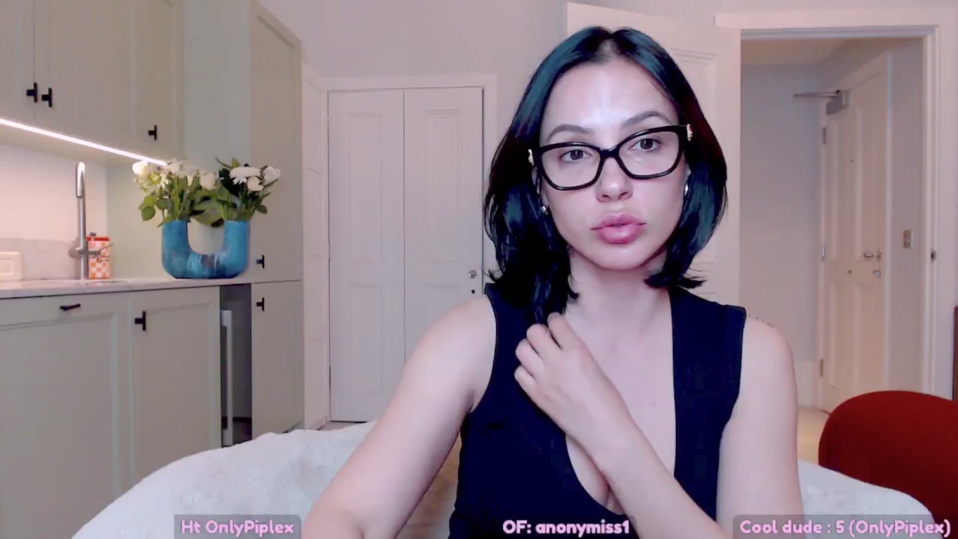 Gallery image thumbnail from Maze__'s myfreecams stream on, 04/04/2025, 22:52 image 1 of 20