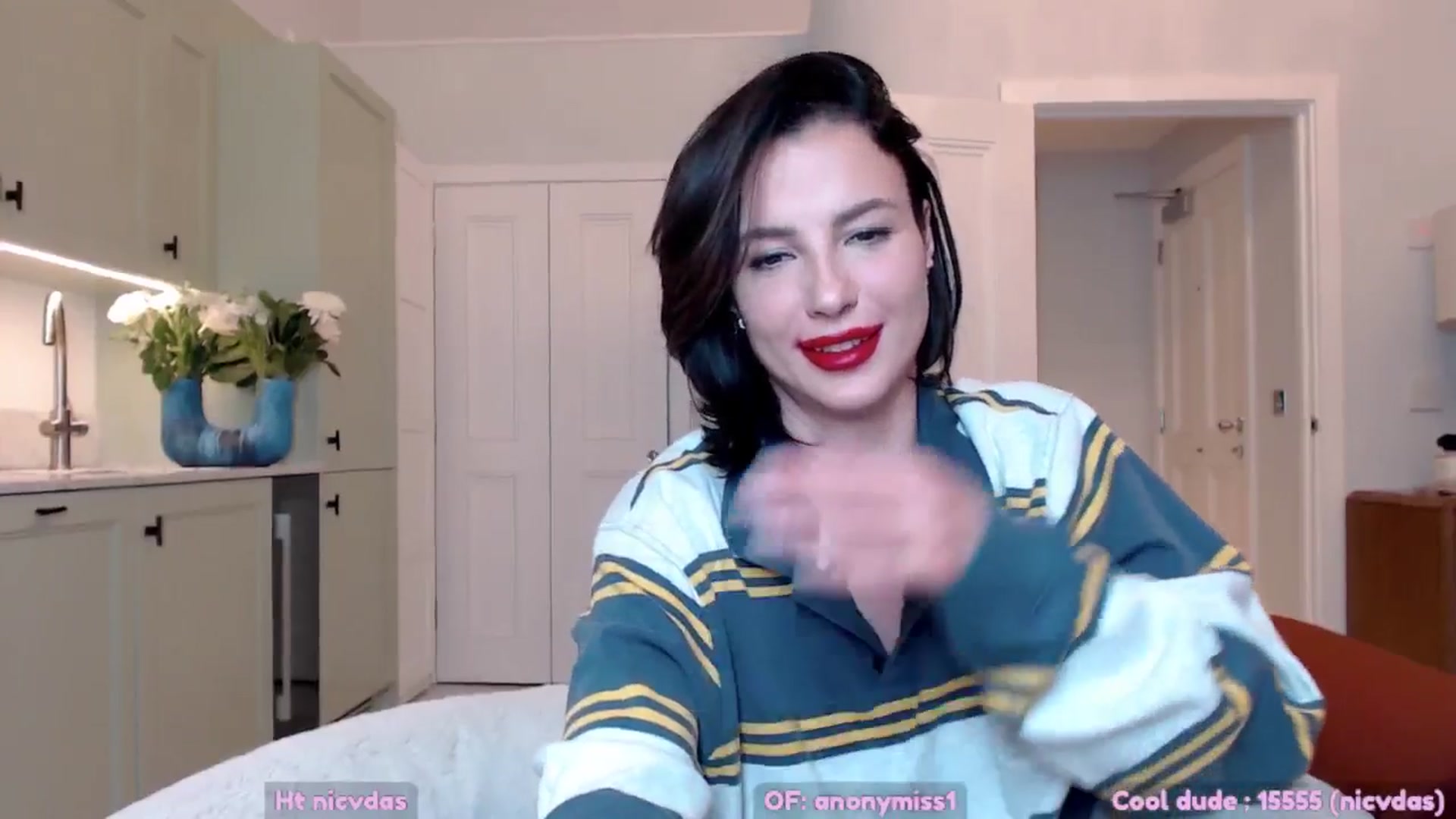 Gallery image thumbnail from Maze__'s myfreecams stream on, 04/06/2025, 24:35 image 10 of 20