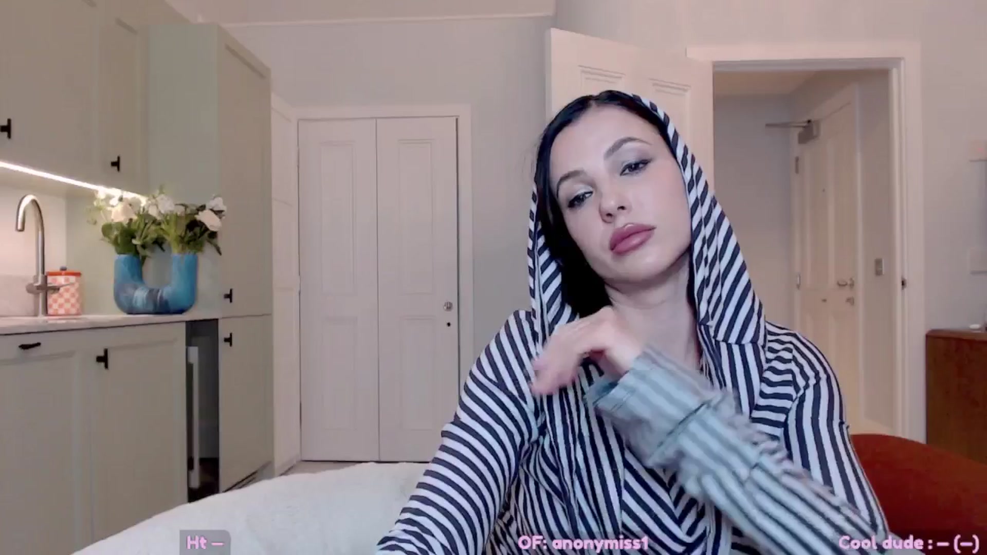 Gallery image thumbnail from Maze__'s myfreecams stream on, 04/08/2025, 22:43 image 17 of 20