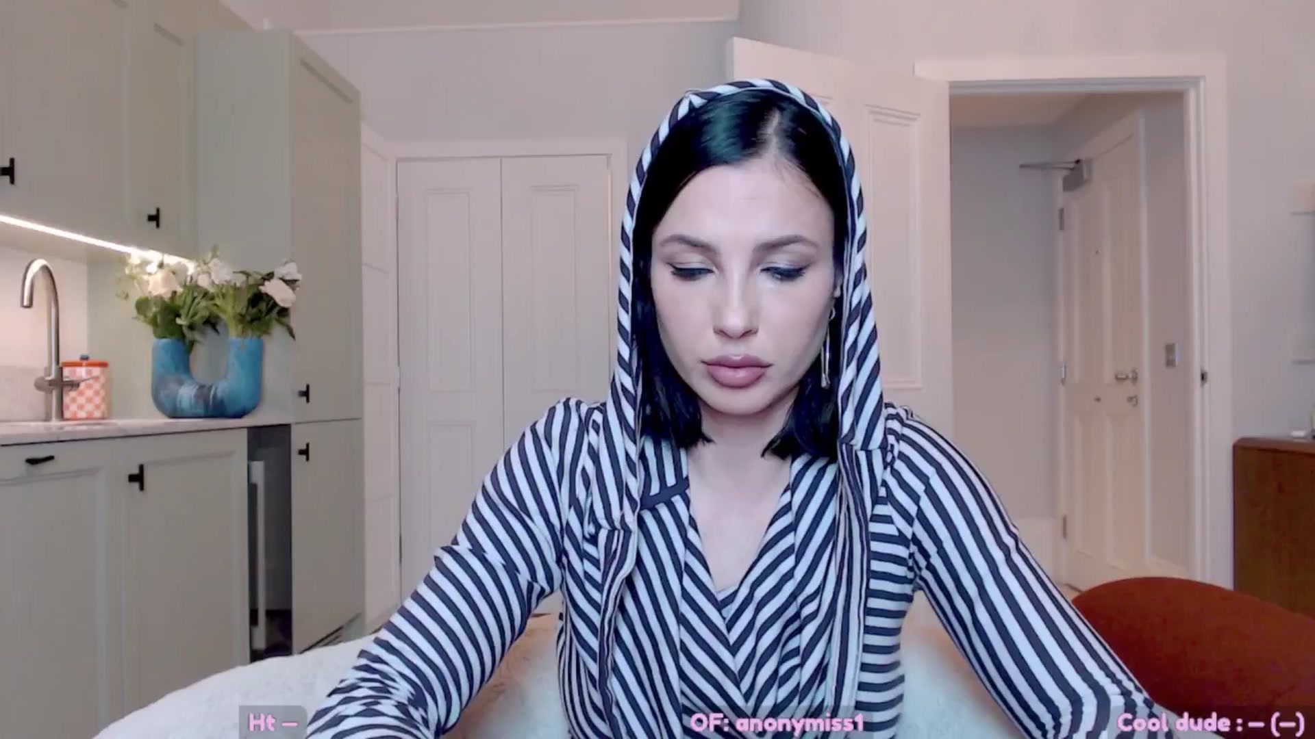 Gallery image thumbnail from Maze__'s myfreecams stream on, 04/08/2025, 22:43 image 4 of 20