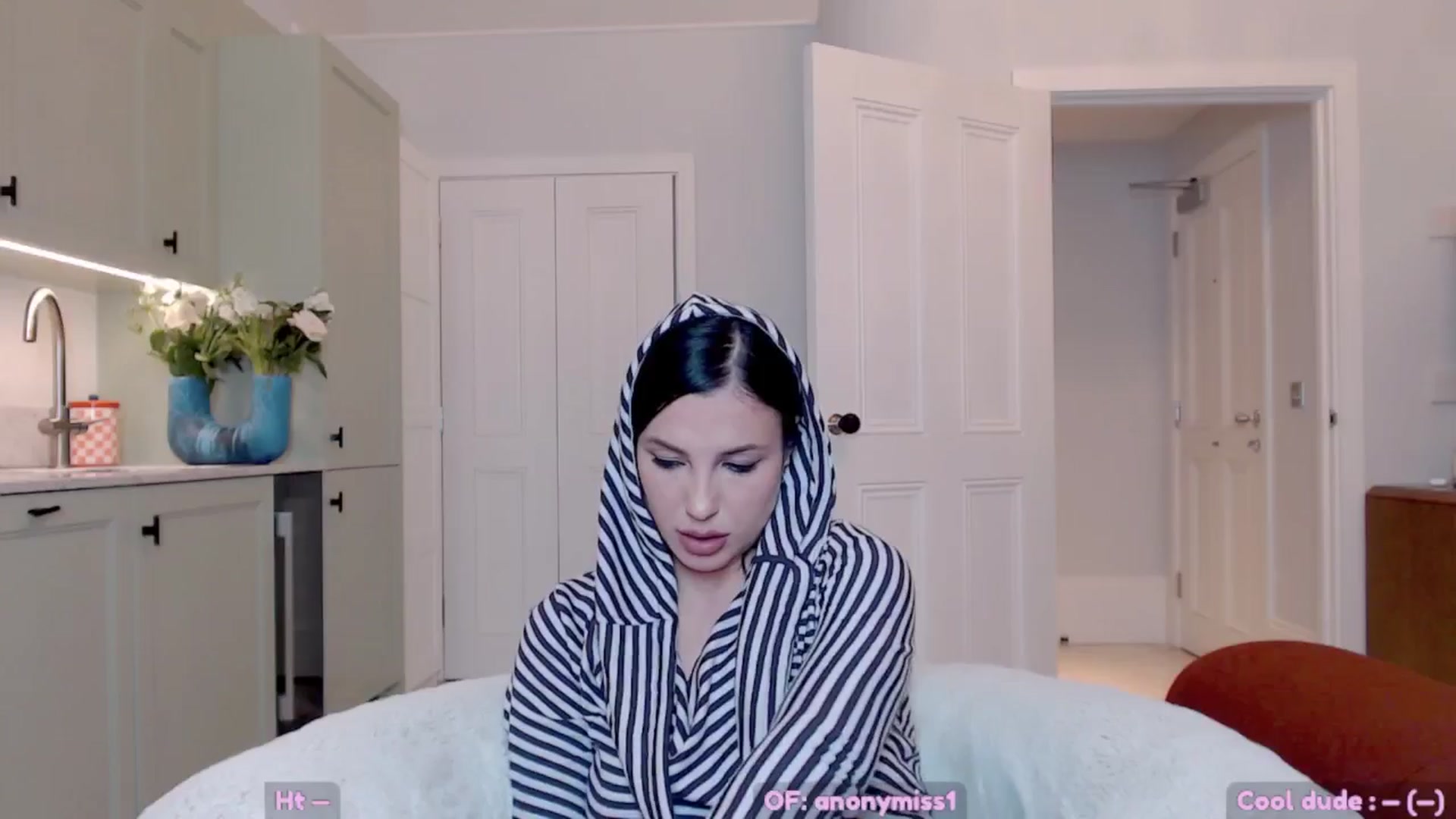 Gallery image thumbnail from Maze__'s myfreecams stream on, 04/08/2025, 22:43 image 10 of 20