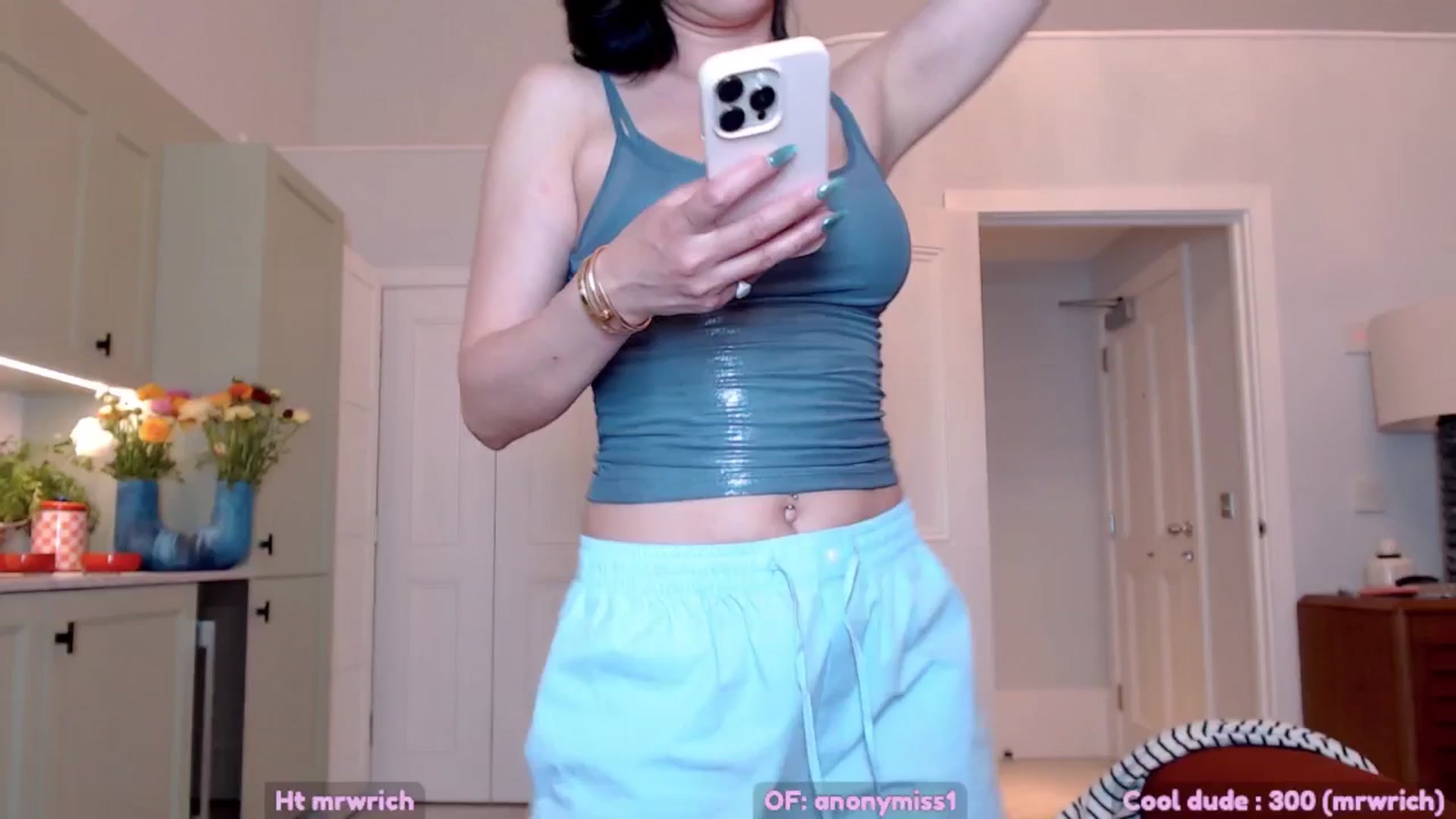 Gallery image thumbnail from Maze__'s myfreecams stream on, 04/13/2025, 20:11 image 13 of 20