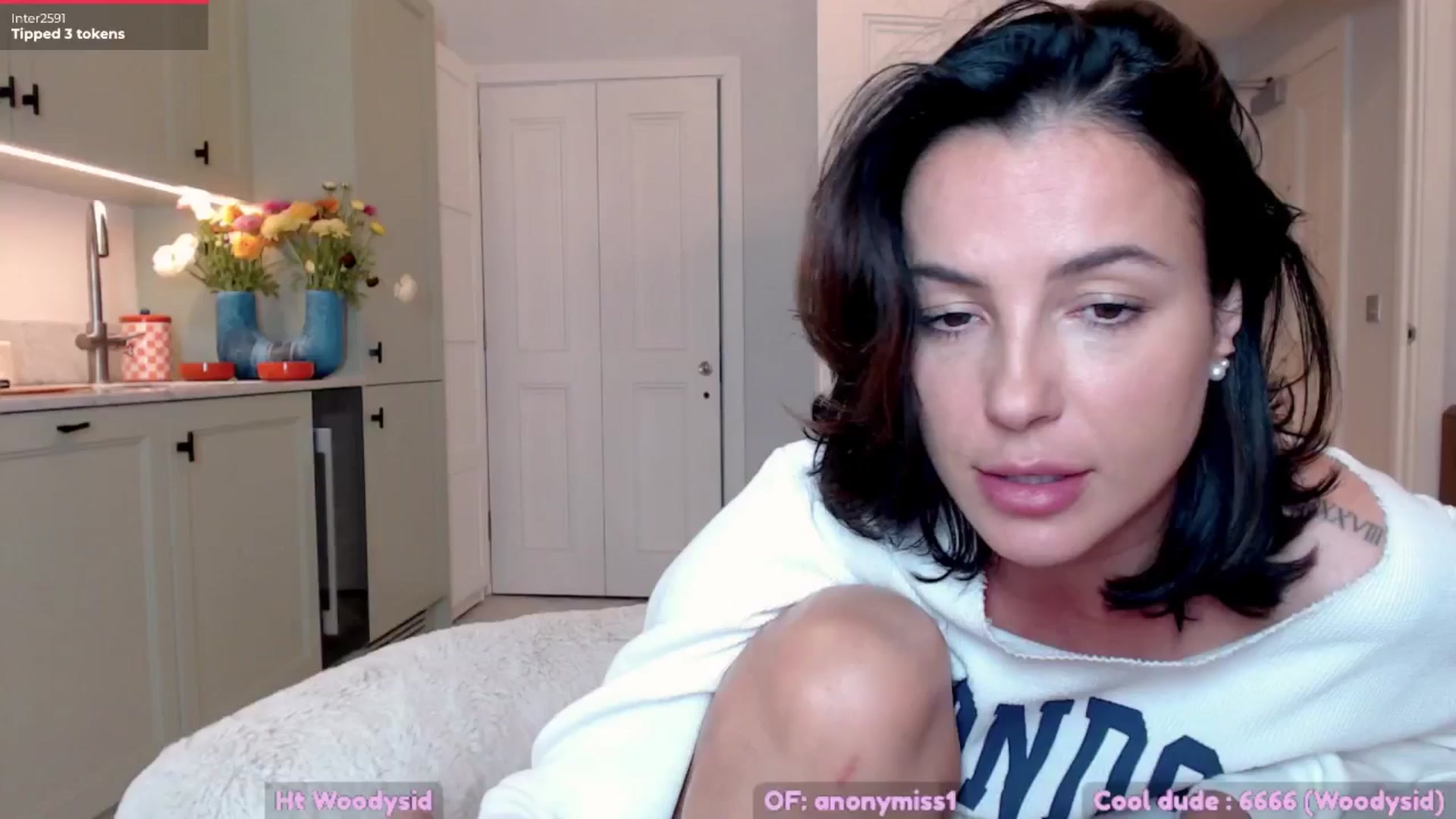 Gallery image thumbnail from Maze__'s myfreecams stream on, 04/16/2025, 23:41 image 10 of 20