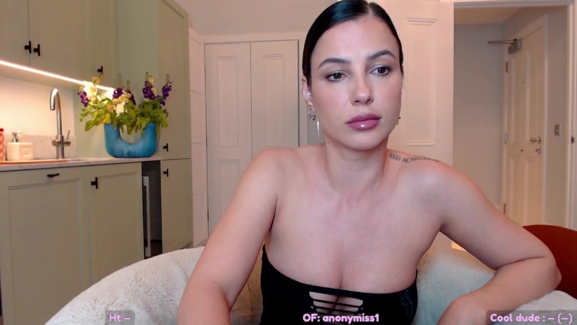 Gallery image thumbnail from Maze__'s myfreecams stream on, 04/29/2025, 21:58 image 3 of 20