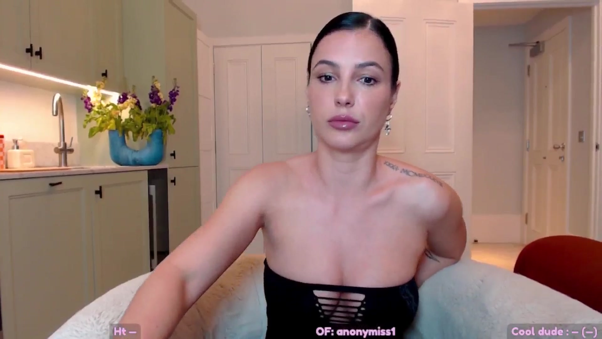 Gallery image thumbnail from Maze__'s myfreecams stream on, 04/29/2025, 21:58 image 5 of 20