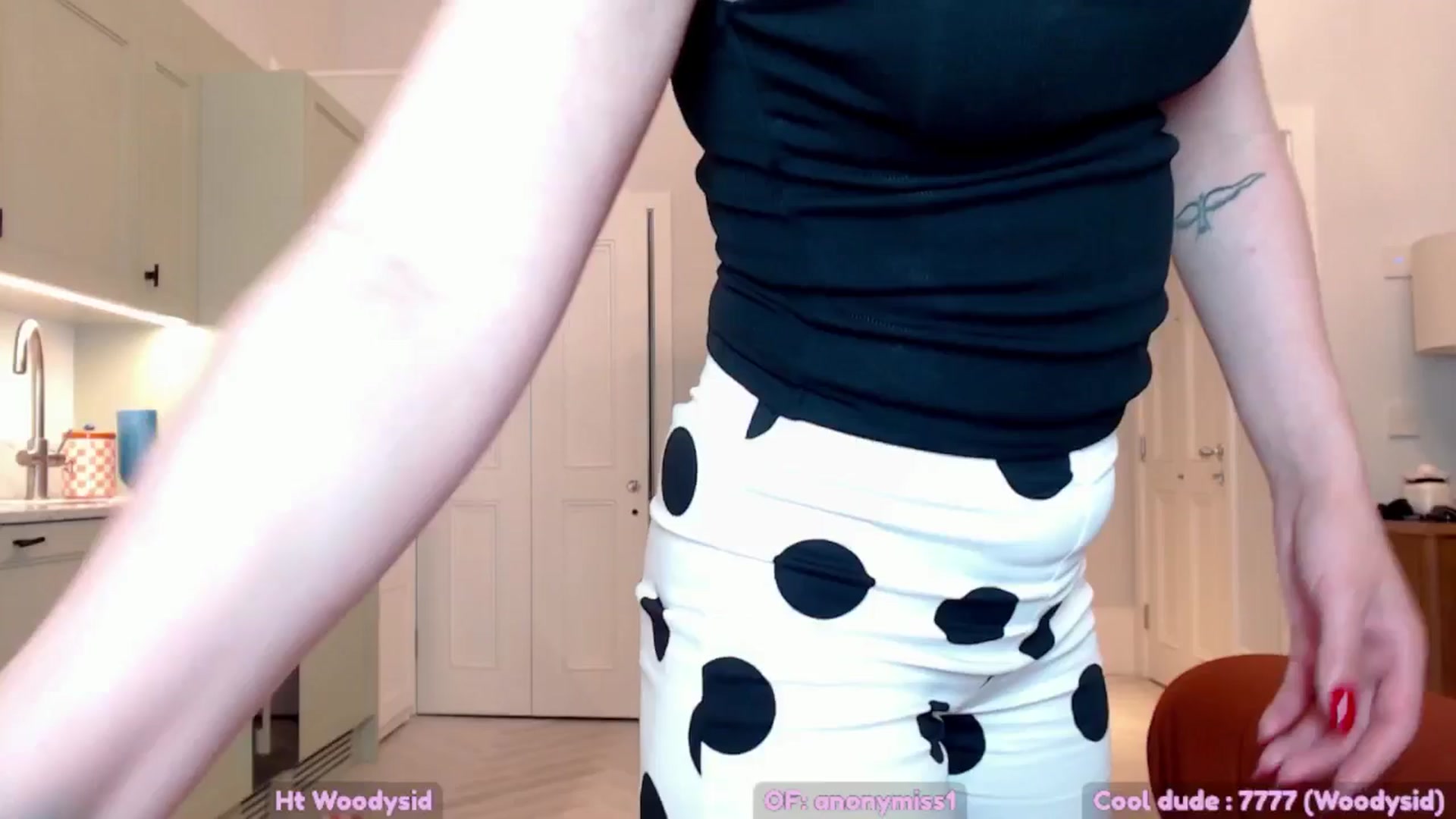 Gallery image thumbnail from Maze__'s myfreecams stream on, 04/30/2025, 21:53 image 15 of 20