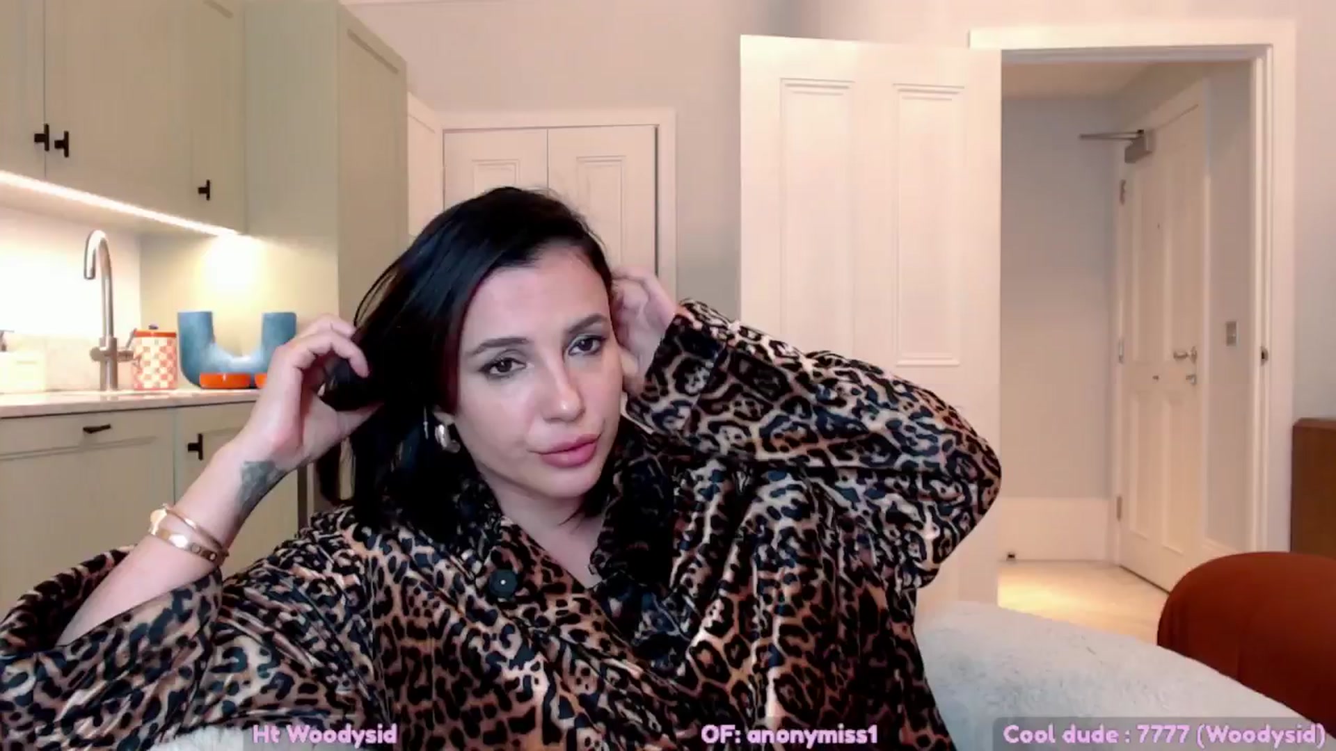 Gallery image thumbnail from Maze__'s myfreecams stream on, 05/01/2025, 24:52 image 16 of 20