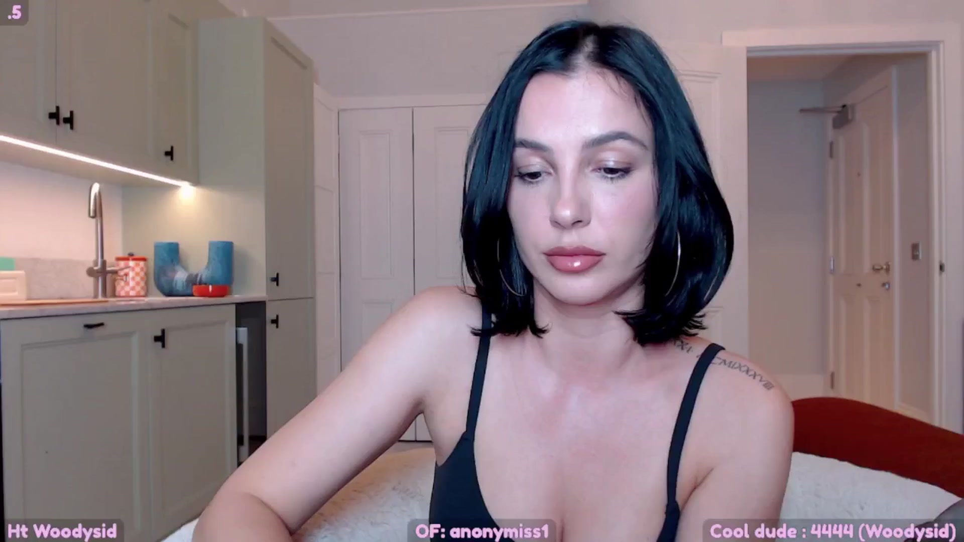 Gallery image thumbnail from Maze__'s myfreecams stream on, 06/28/2025, 24:27 image 7 of 20