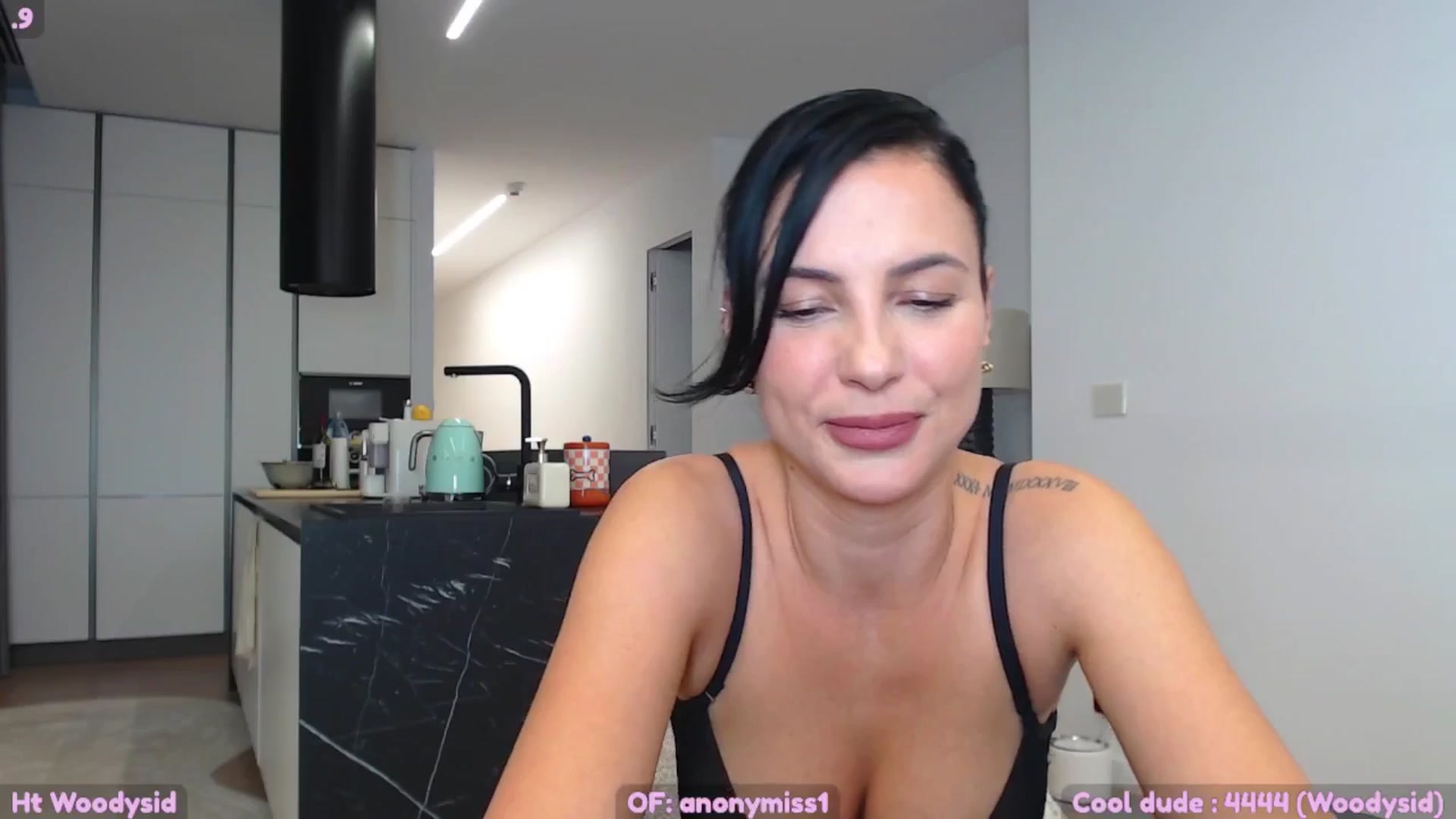 Gallery image thumbnail from Maze__'s myfreecams stream on, 10/04/2025, 21:55 image 19 of 20