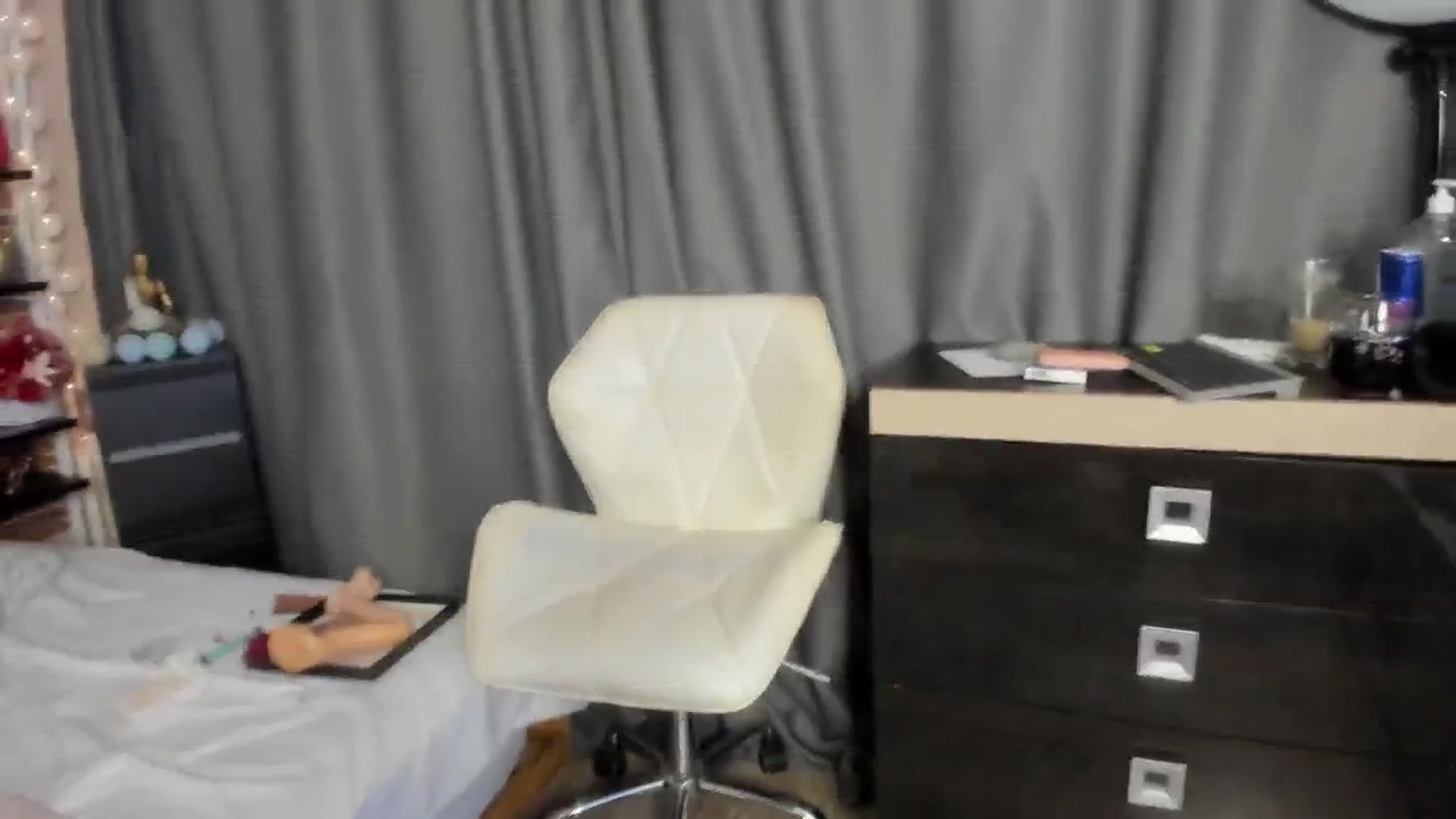 Gallery image thumbnail from Mazeekiin's myfreecams stream on, 03/07/2024, 13:36 image 15 of 20