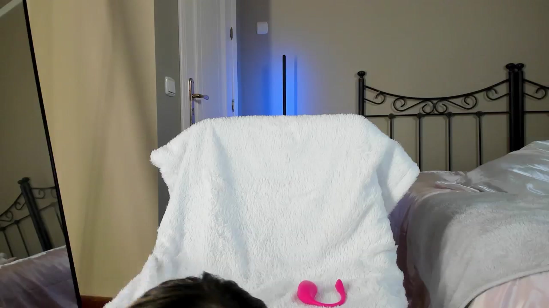 Gallery image thumbnail from Mazeky's myfreecams stream on, 02/16/2025, 01:19 image 5 of 20