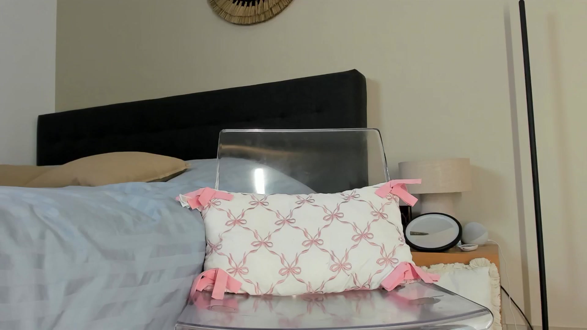 Gallery image thumbnail from Mazeky's myfreecams stream on, 03/31/2025, 18:21 image 5 of 20