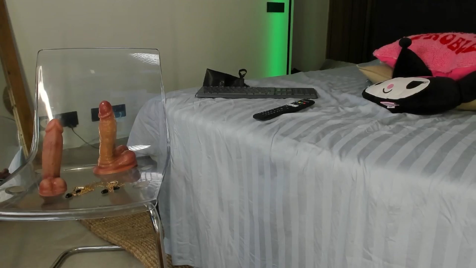 Gallery image thumbnail from Mazeky's myfreecams stream on, 07/15/2025, 21:58 image 20 of 20