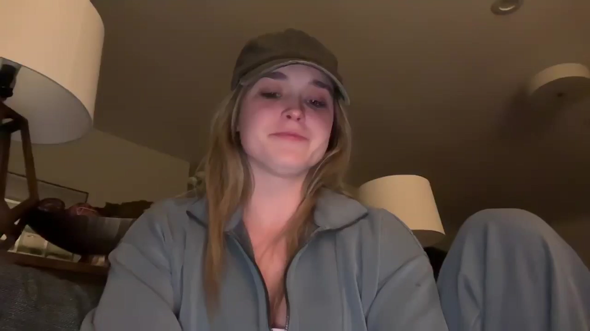 Gallery image thumbnail from Mazie's myfreecams stream on, 03/17/2026, 04:35 image 2 of 20