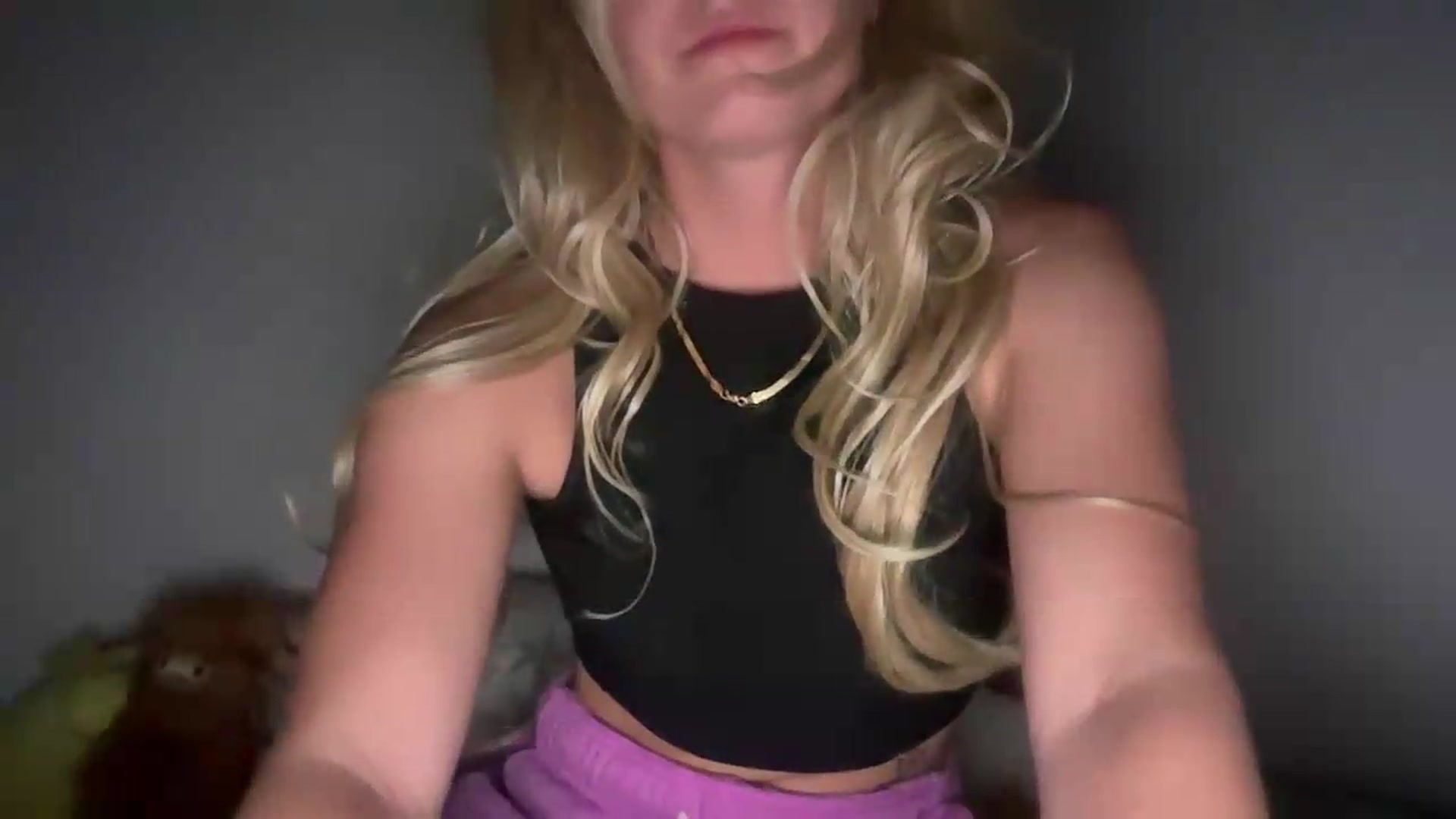 Gallery image thumbnail from Mazie's myfreecams stream on, 07/06/2026, 02:31 image 9 of 20