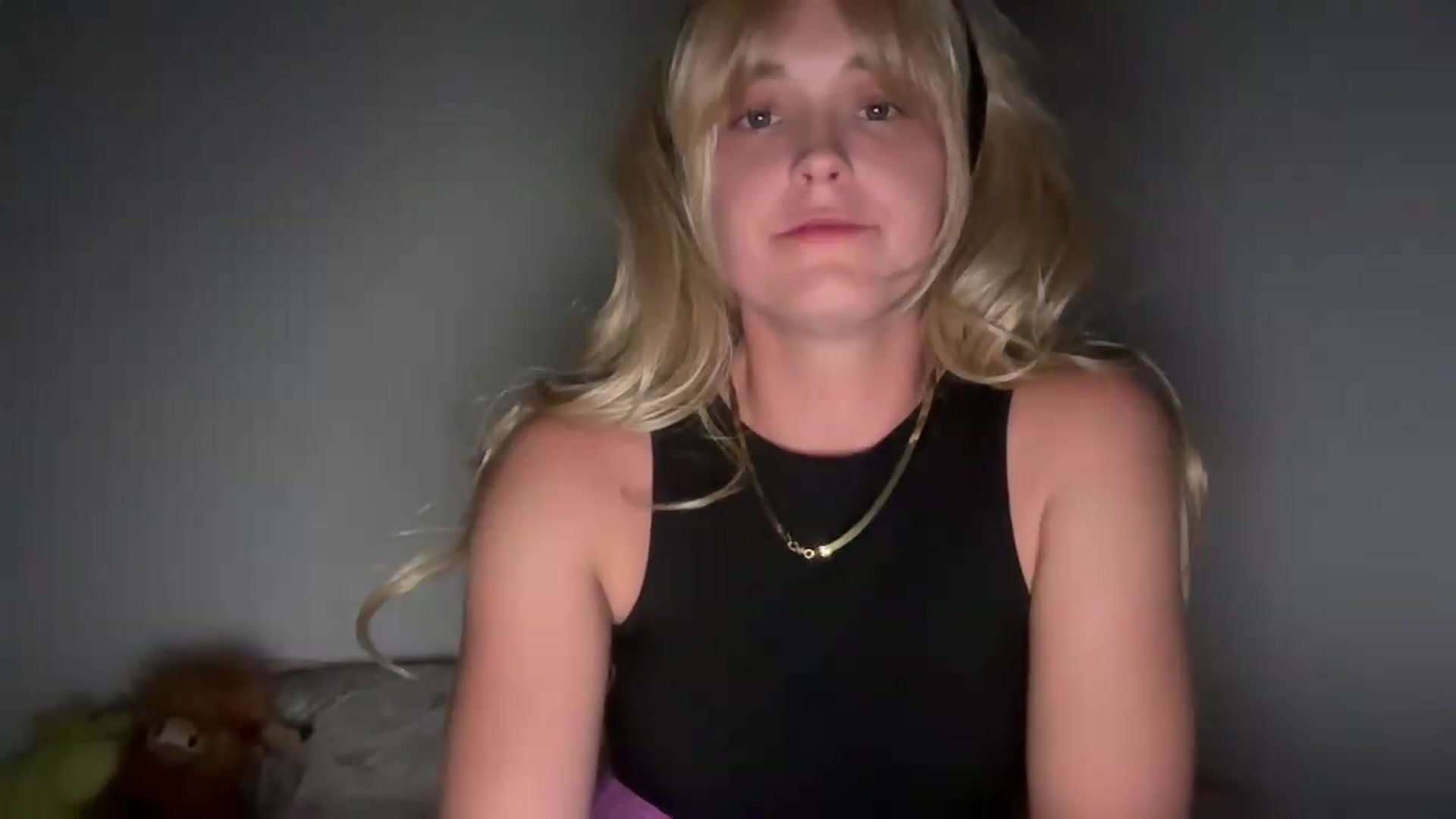 Gallery image thumbnail from Mazie's myfreecams stream on, 07/06/2026, 02:31 image 17 of 20