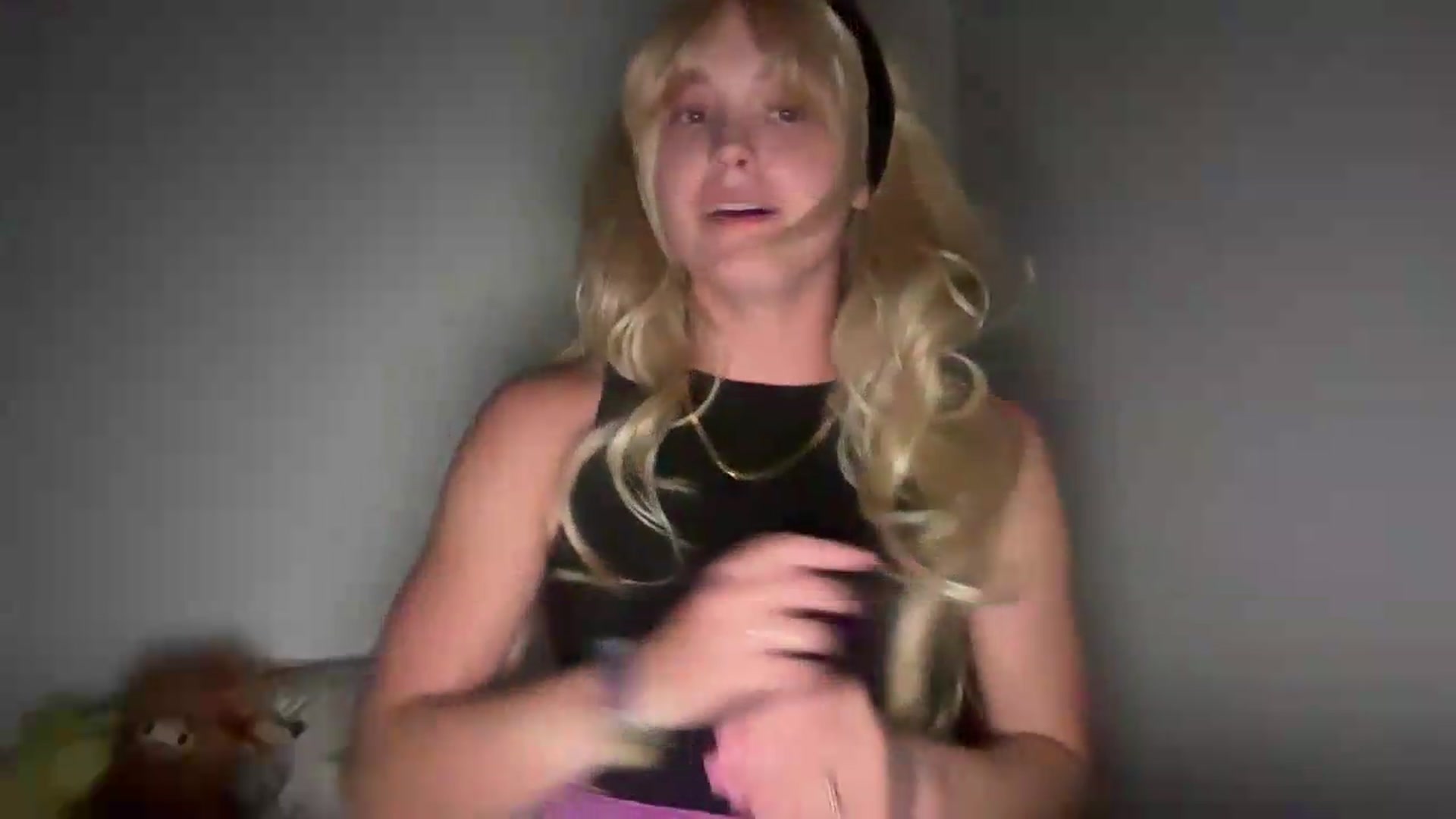 Gallery image thumbnail from Mazie's myfreecams stream on, 07/06/2026, 02:31 image 14 of 20