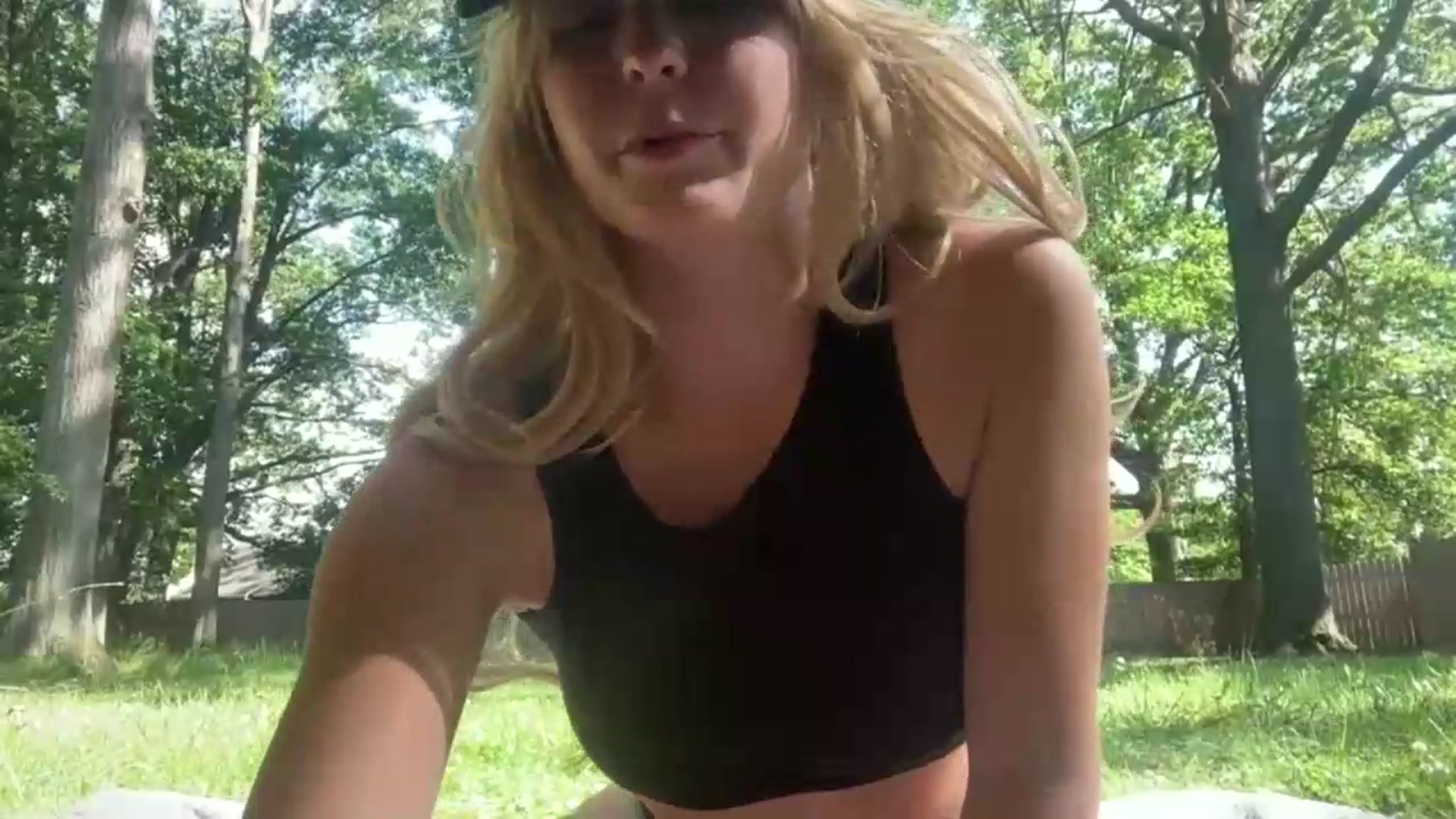 Gallery image thumbnail from Mazie's myfreecams stream on, 07/07/2026, 21:08 image 9 of 20