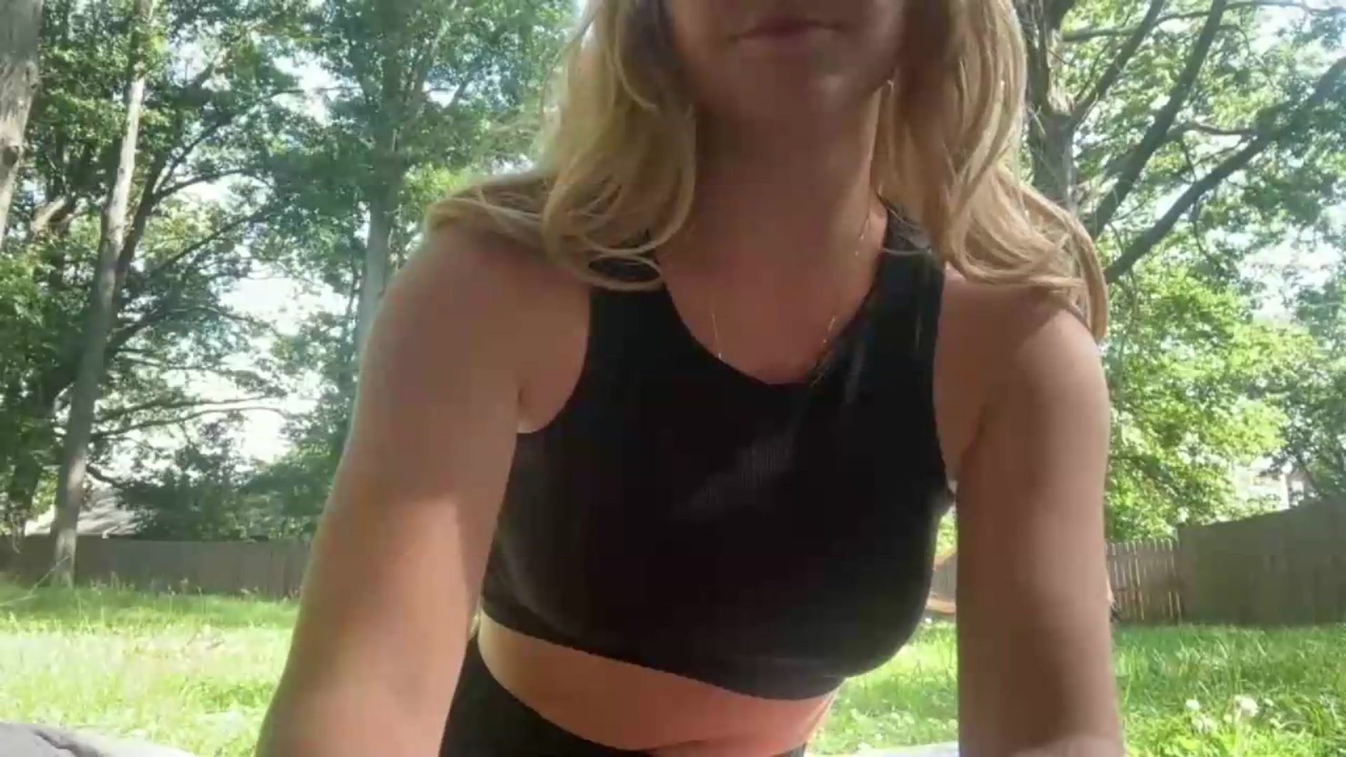 Gallery image thumbnail from Mazie's myfreecams stream on, 07/07/2026, 21:08 image 12 of 20