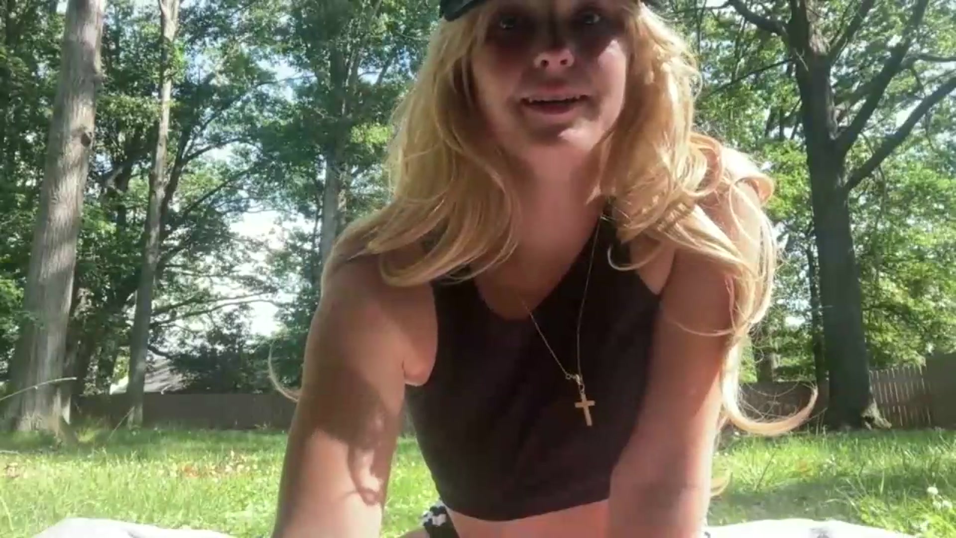 Gallery image thumbnail from Mazie's myfreecams stream on, 07/07/2026, 21:08 image 8 of 20