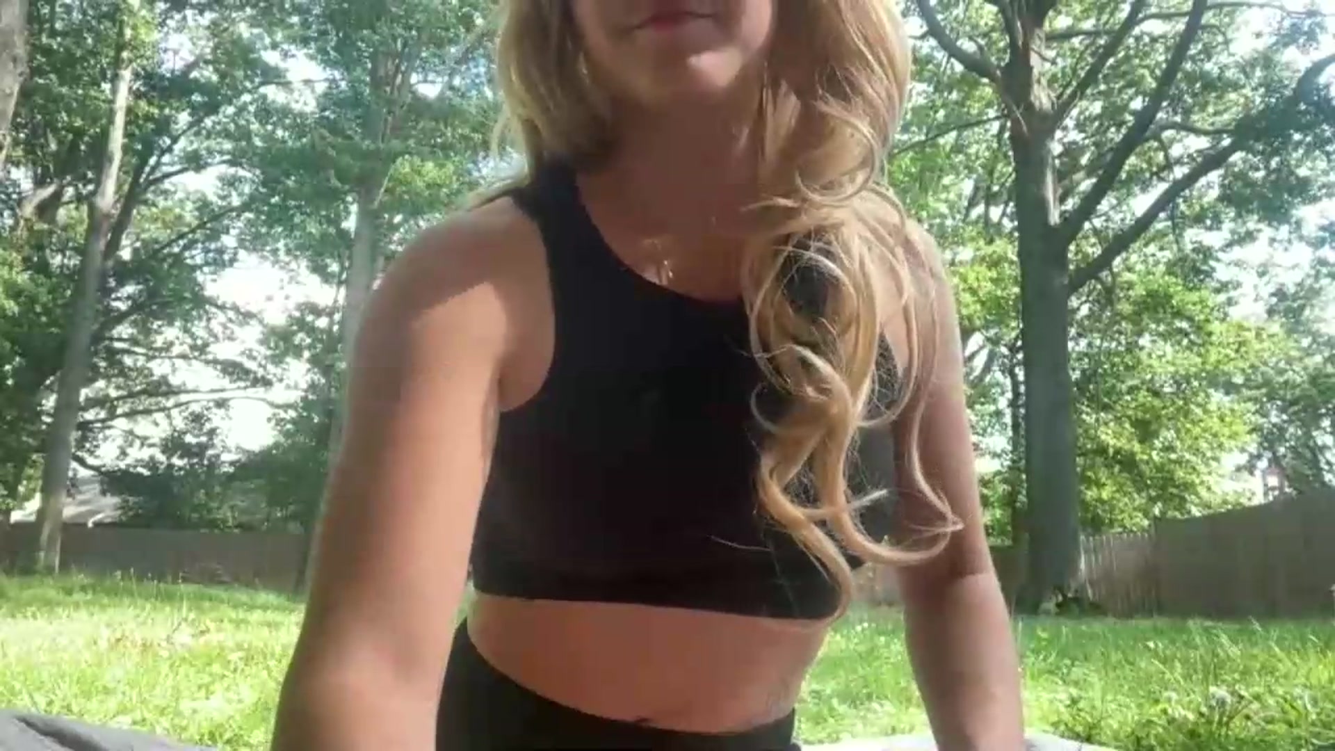 Gallery image thumbnail from Mazie's myfreecams stream on, 07/07/2026, 21:08 image 16 of 20