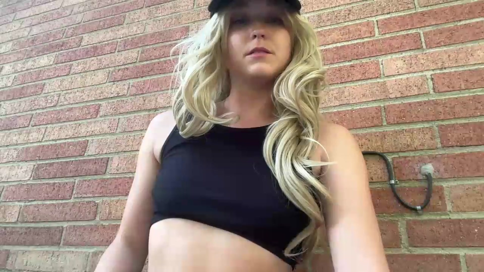Gallery image thumbnail from Mazie's myfreecams stream on, 07/07/2026, 23:55 image 15 of 20