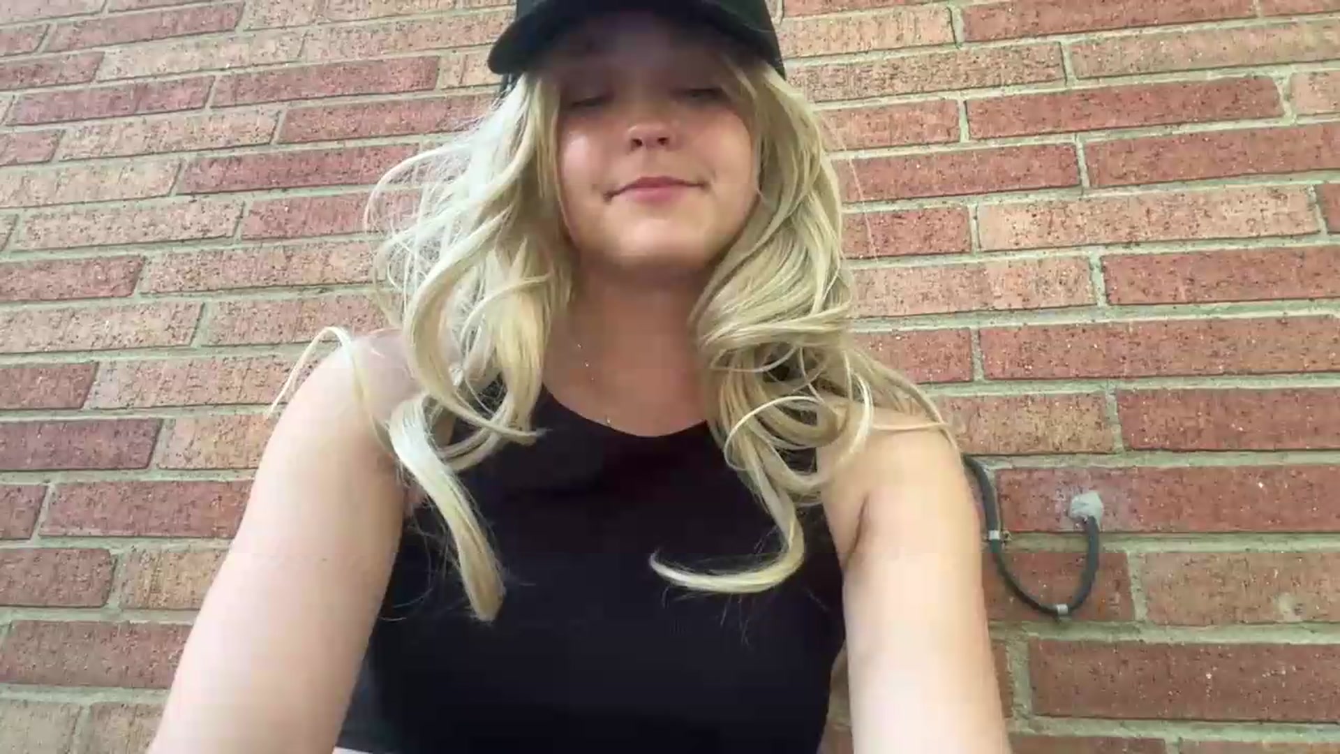 Gallery image thumbnail from Mazie's myfreecams stream on, 07/07/2026, 23:55 image 11 of 20