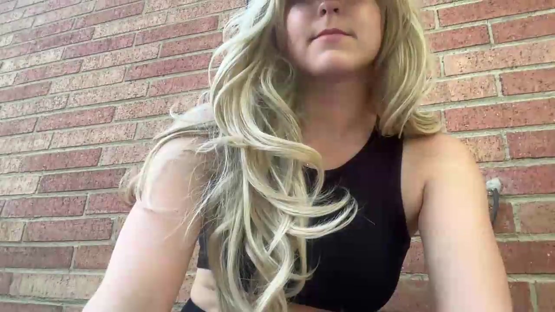Gallery image thumbnail from Mazie's myfreecams stream on, 07/07/2026, 23:55 image 16 of 20