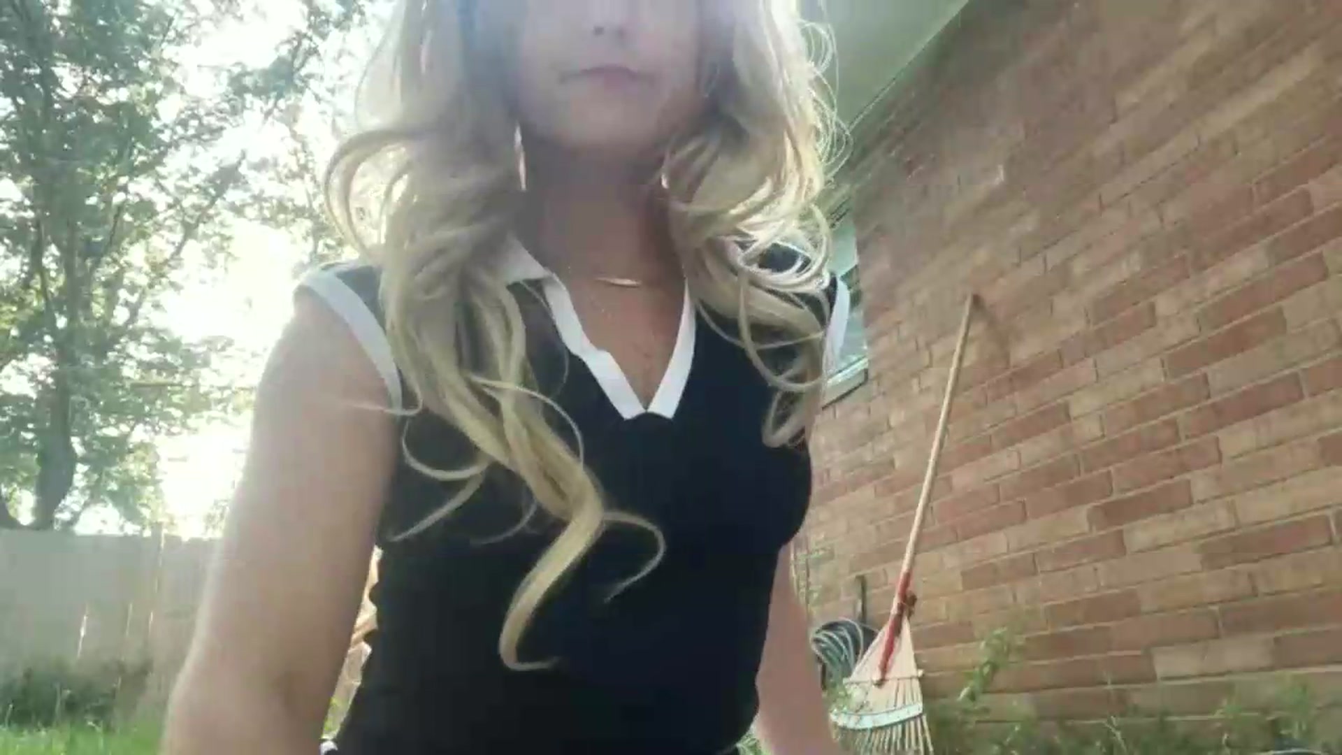 Gallery image thumbnail from Mazie's myfreecams stream on, 07/08/2026, 22:52 image 14 of 20