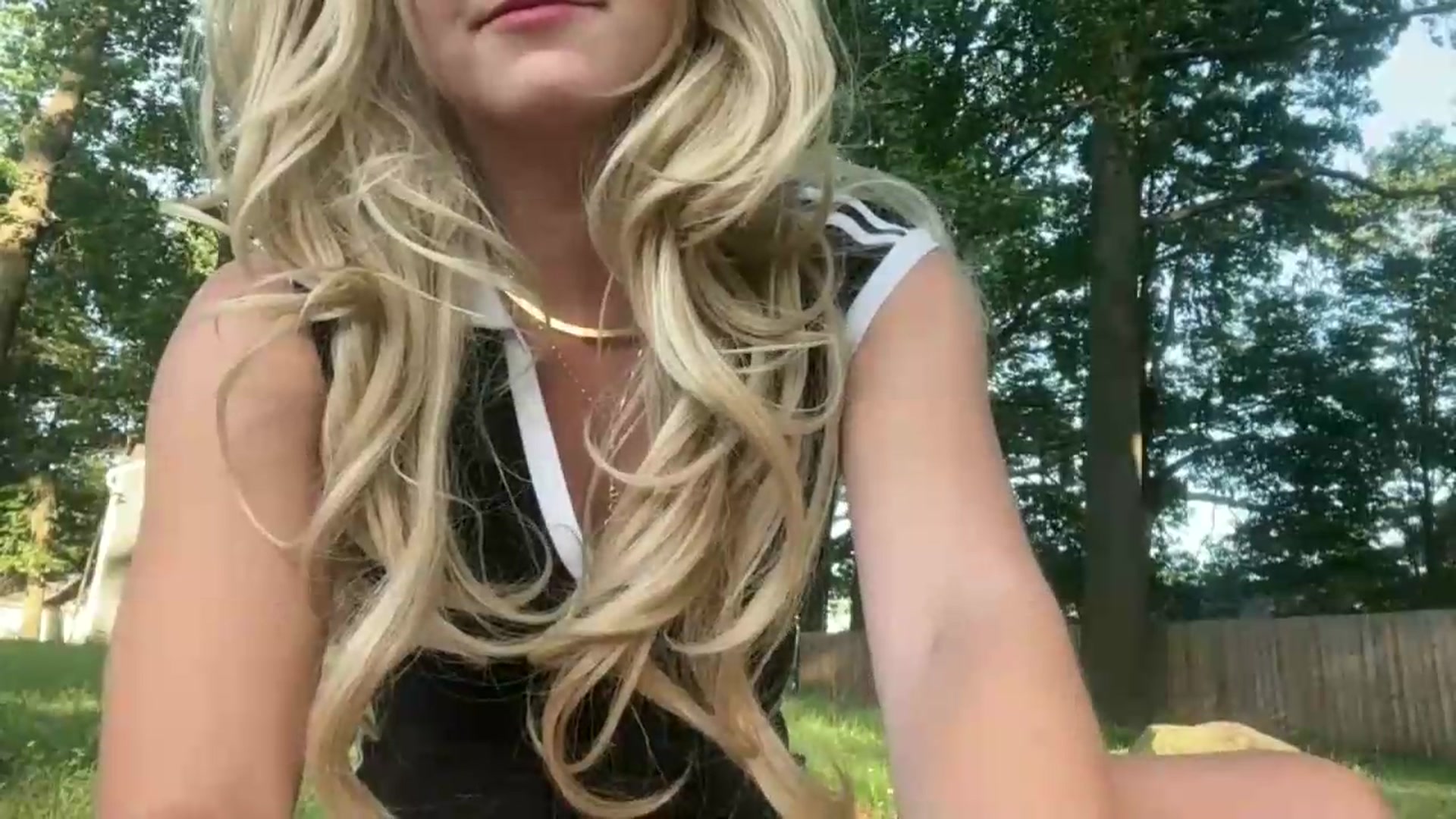 Gallery image thumbnail from Mazie's myfreecams stream on, 07/08/2026, 23:49 image 7 of 20