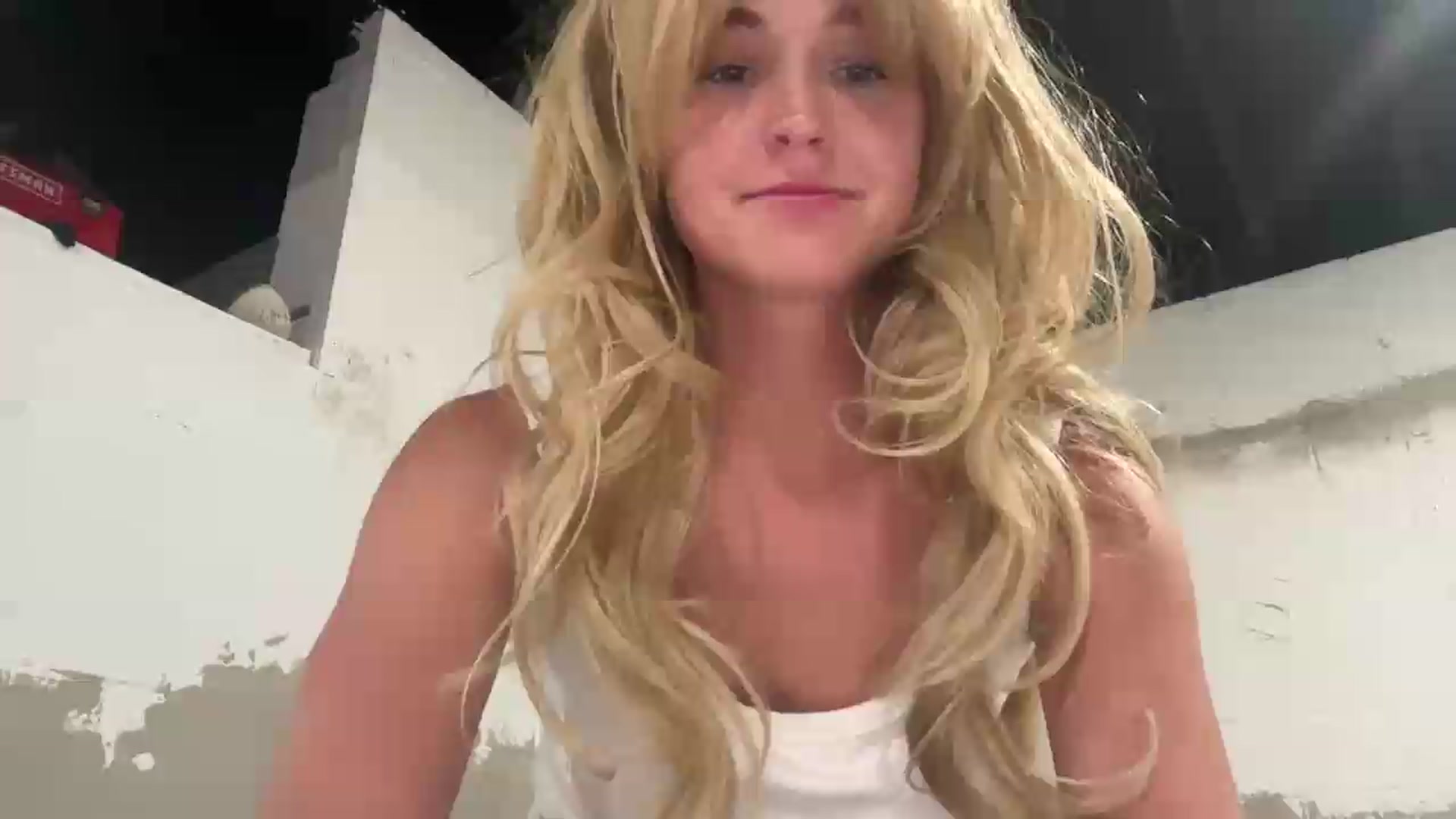 Gallery image thumbnail from Mazie's myfreecams stream on, 08/12/2026, 23:07 image 17 of 20