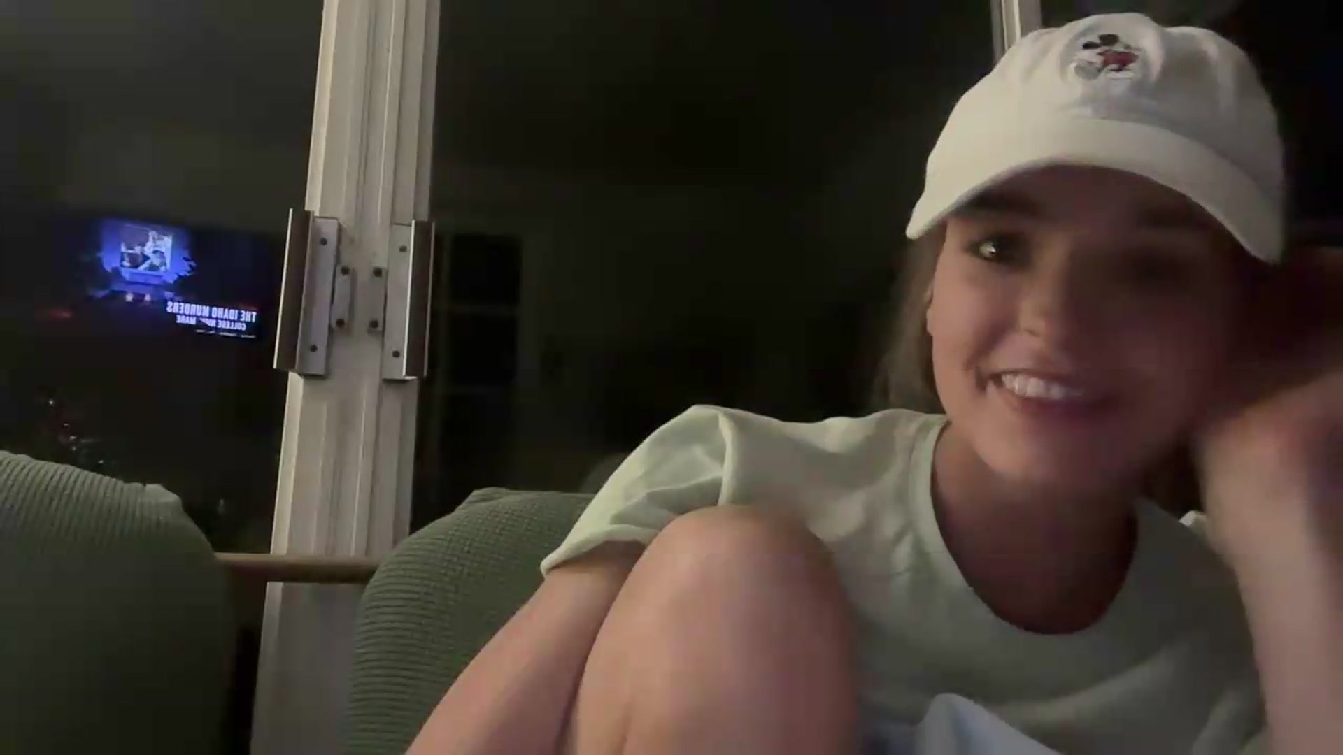 Gallery image thumbnail from Mazie's myfreecams stream on, 08/28/2026, 03:32 image 12 of 20