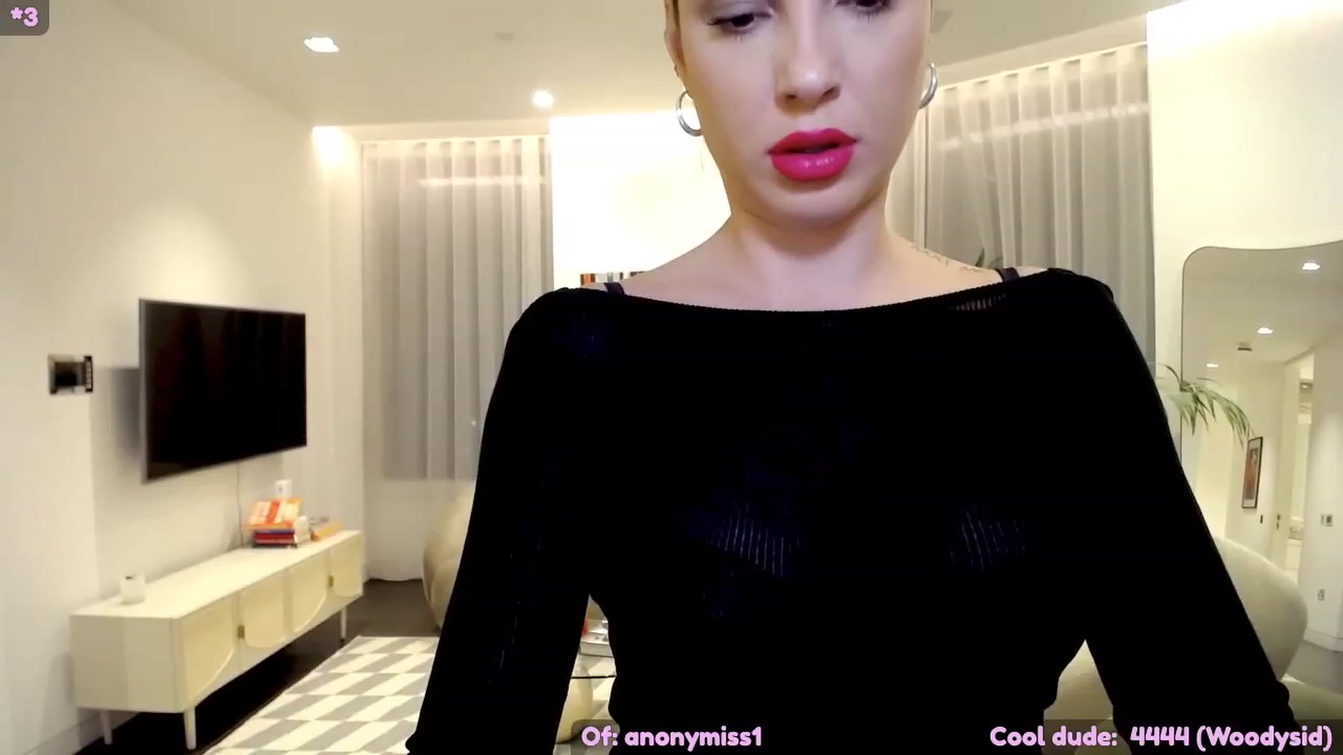 Gallery image thumbnail from Mazikeen___'s myfreecams stream on, 11/18/2022, 24:01 image 8 of 20