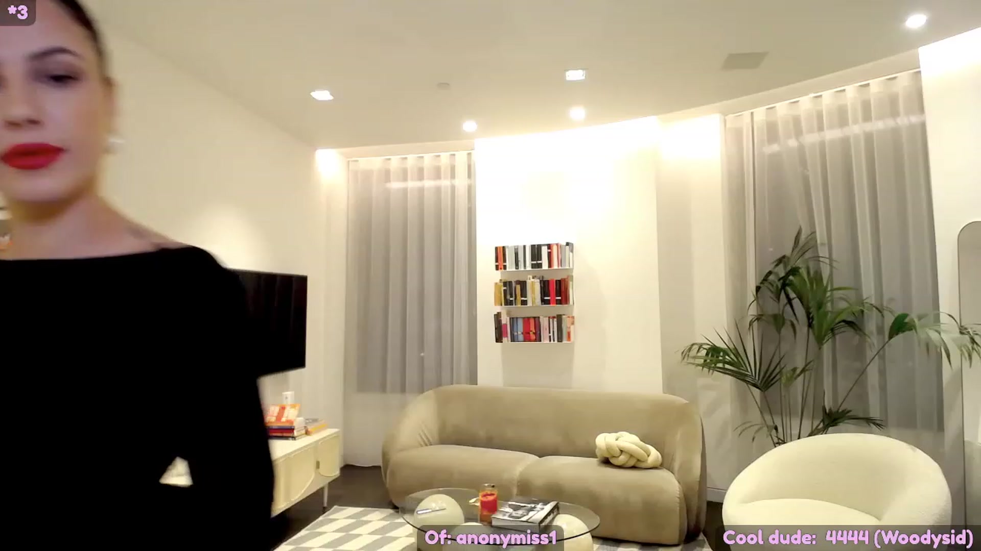 Gallery image thumbnail from Mazikeen___'s myfreecams stream on, 11/18/2022, 24:01 image 6 of 20