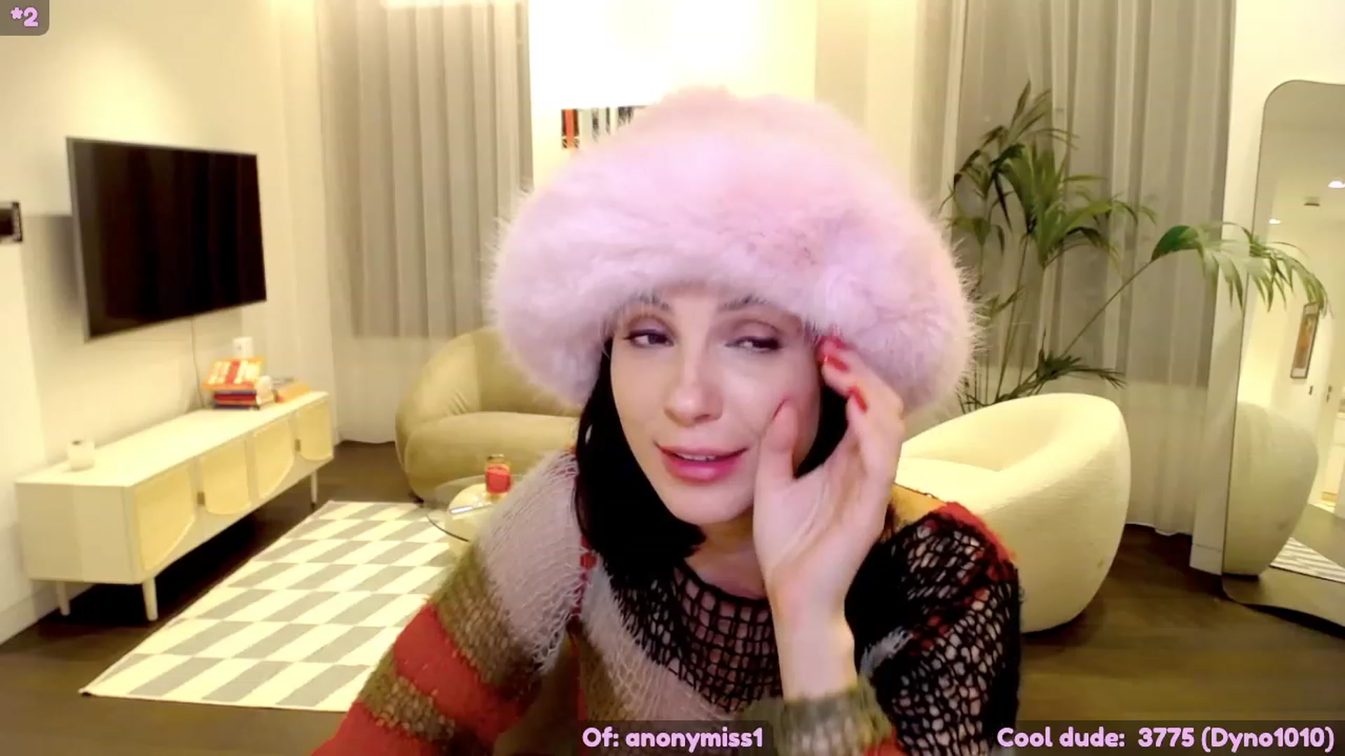 Gallery image thumbnail from Mazikeen___'s myfreecams stream on, 11/19/2022, 02:31 image 19 of 20