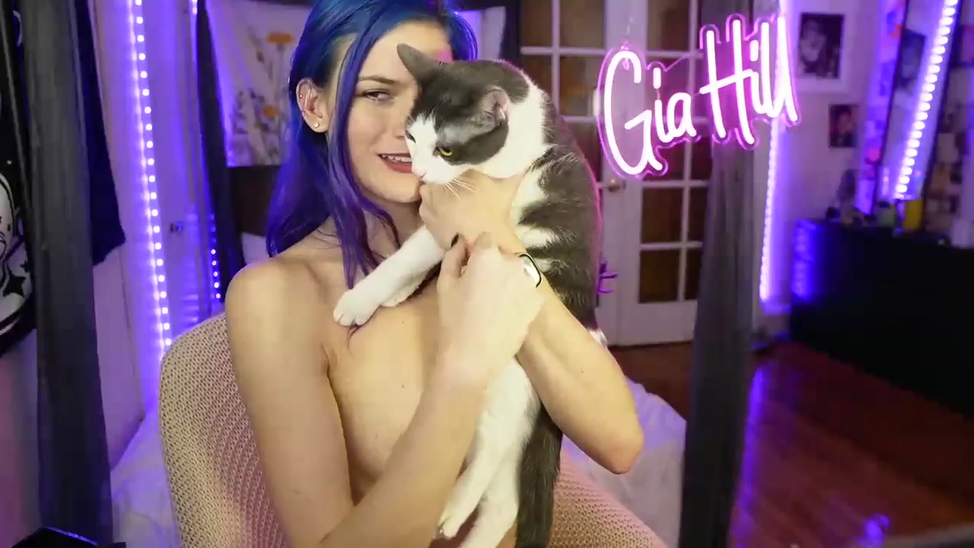 Gallery image thumbnail from Mc_Gia's myfreecams stream on, 02/10/2023, 05:32 image 20 of 20