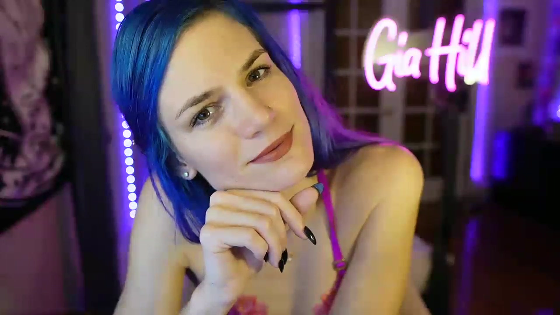 Gallery image thumbnail from Mc_Gia's myfreecams stream on, 02/11/2023, 24:46 image 12 of 20