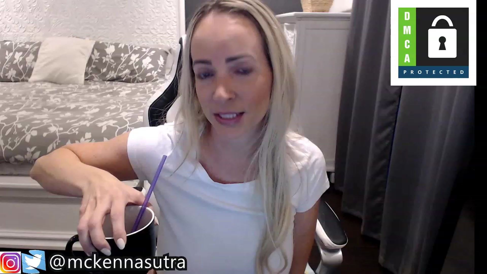 Gallery image thumbnail from Mckennasutra's myfreecams stream on, 11/22/2022, 15:08 image 4 of 20