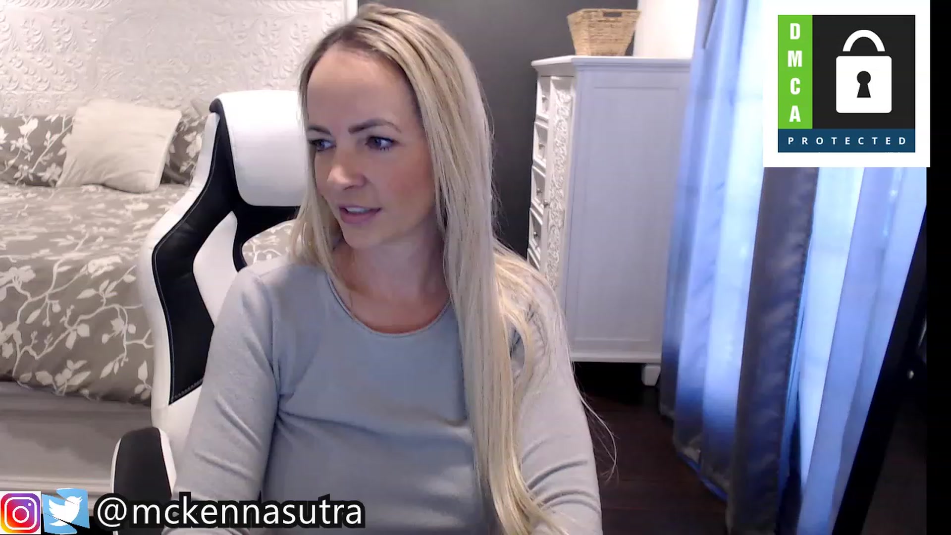 Gallery image thumbnail from Mckennasutra's myfreecams stream on, 11/26/2022, 18:34 image 3 of 20