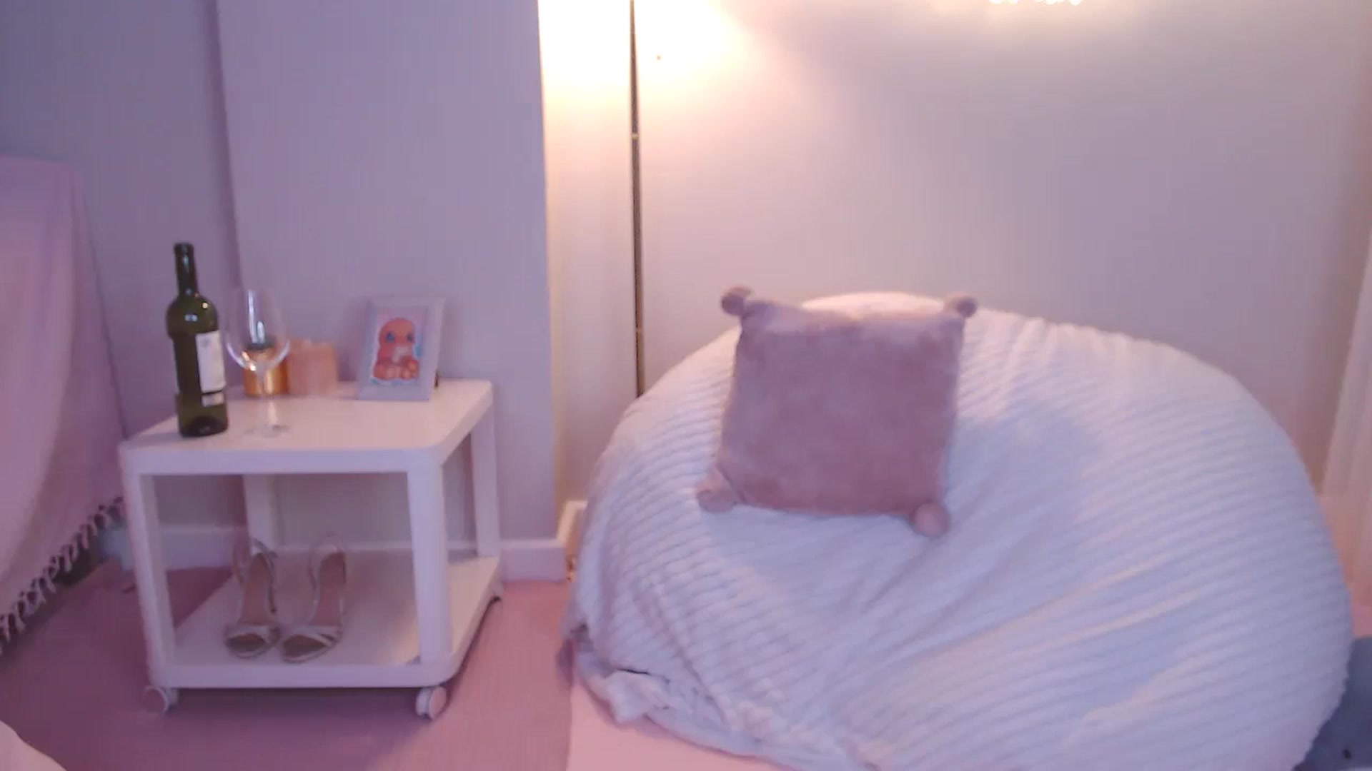 Gallery image thumbnail from MeLONsTherapy's myfreecams stream on, 08/03/2025, 10:18 image 18 of 20