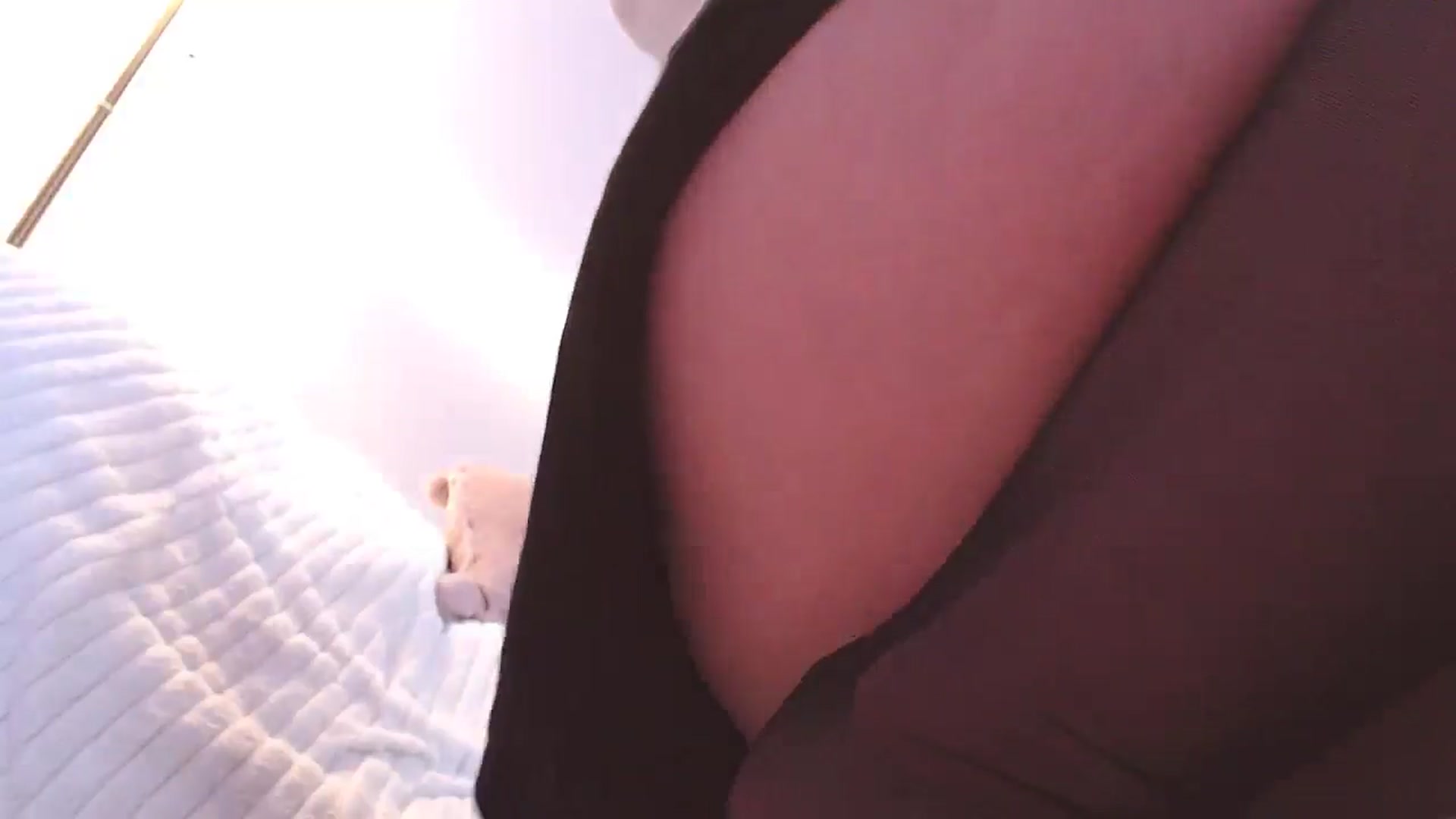 Gallery image thumbnail from MeLONsTherapy's myfreecams stream on, 08/04/2025, 21:55 image 9 of 20
