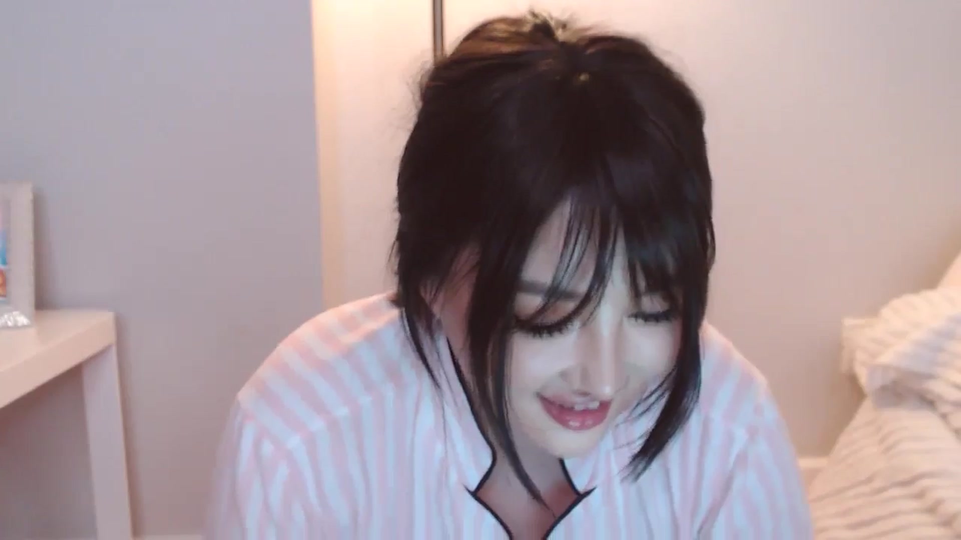 Gallery image thumbnail from MeLONsTherapy's myfreecams stream on, 08/26/2025, 13:53 image 7 of 20