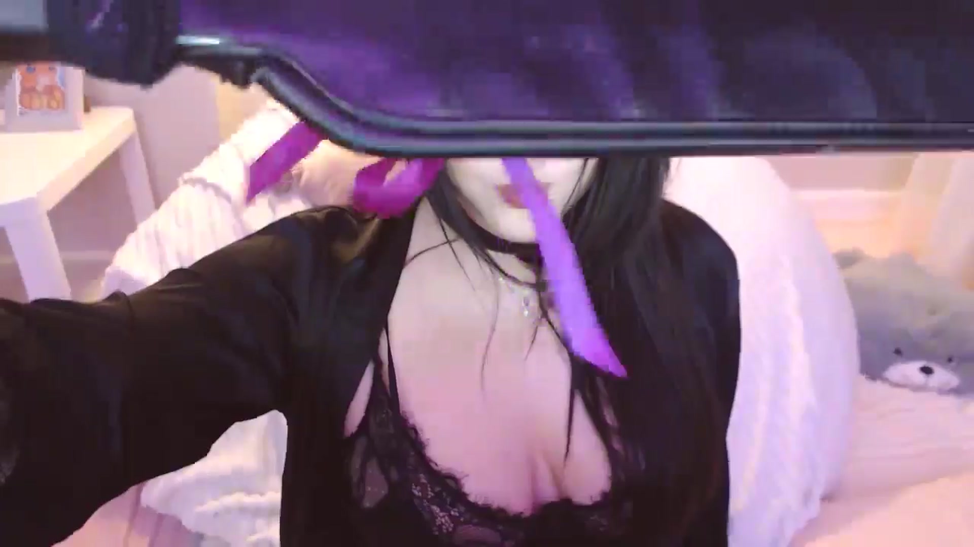 Gallery image thumbnail from MeLONsTherapy's myfreecams stream on, 09/01/2025, 18:36 image 10 of 20