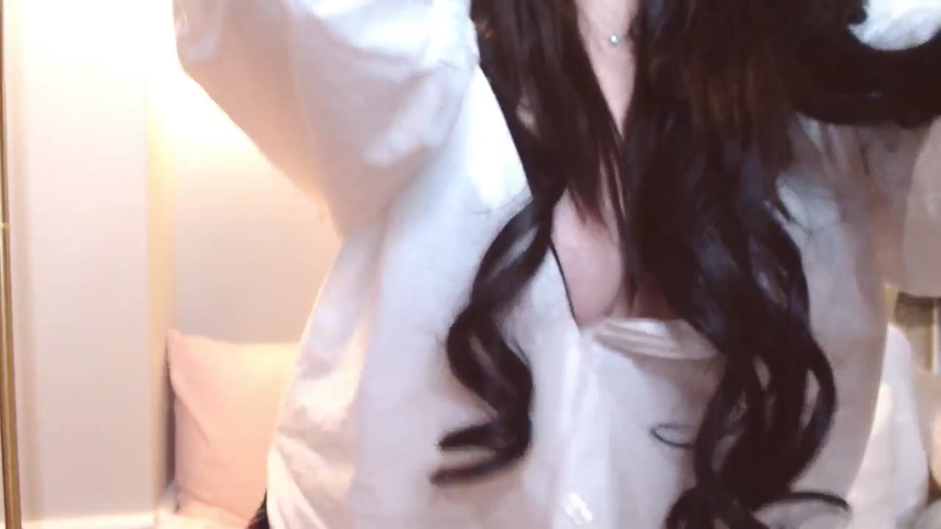 Gallery image thumbnail from MeLONsTherapy's myfreecams stream on, 12/08/2025, 10:52 image 3 of 20