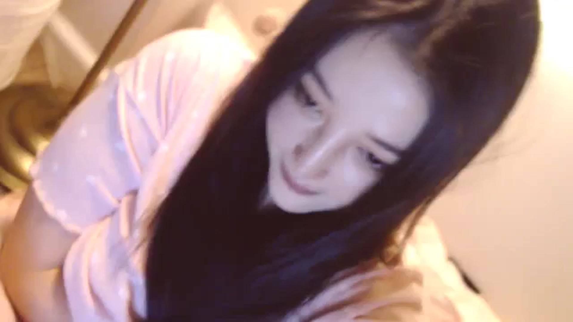 Gallery image thumbnail from MeLONsTherapy's myfreecams stream on, 12/16/2025, 18:52 image 15 of 20