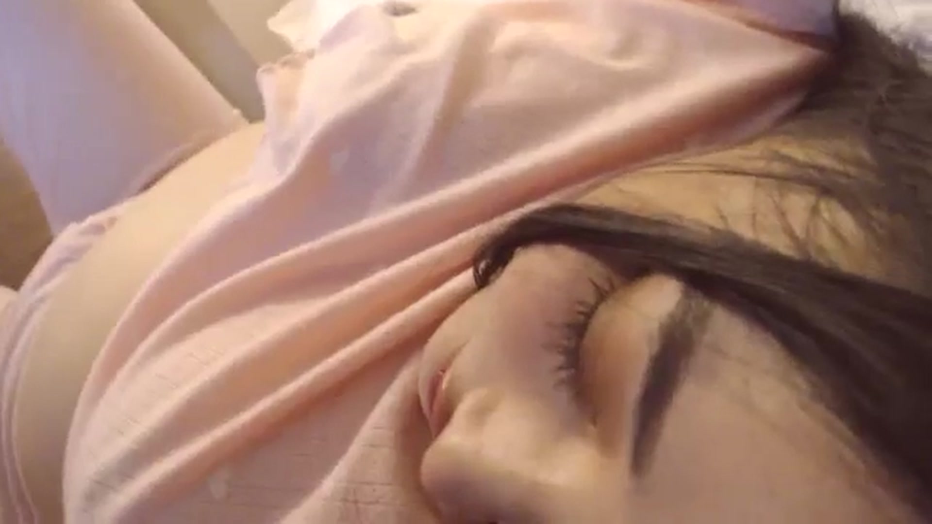 Gallery image thumbnail from MeLONsTherapy's myfreecams stream on, 12/16/2025, 18:52 image 8 of 20