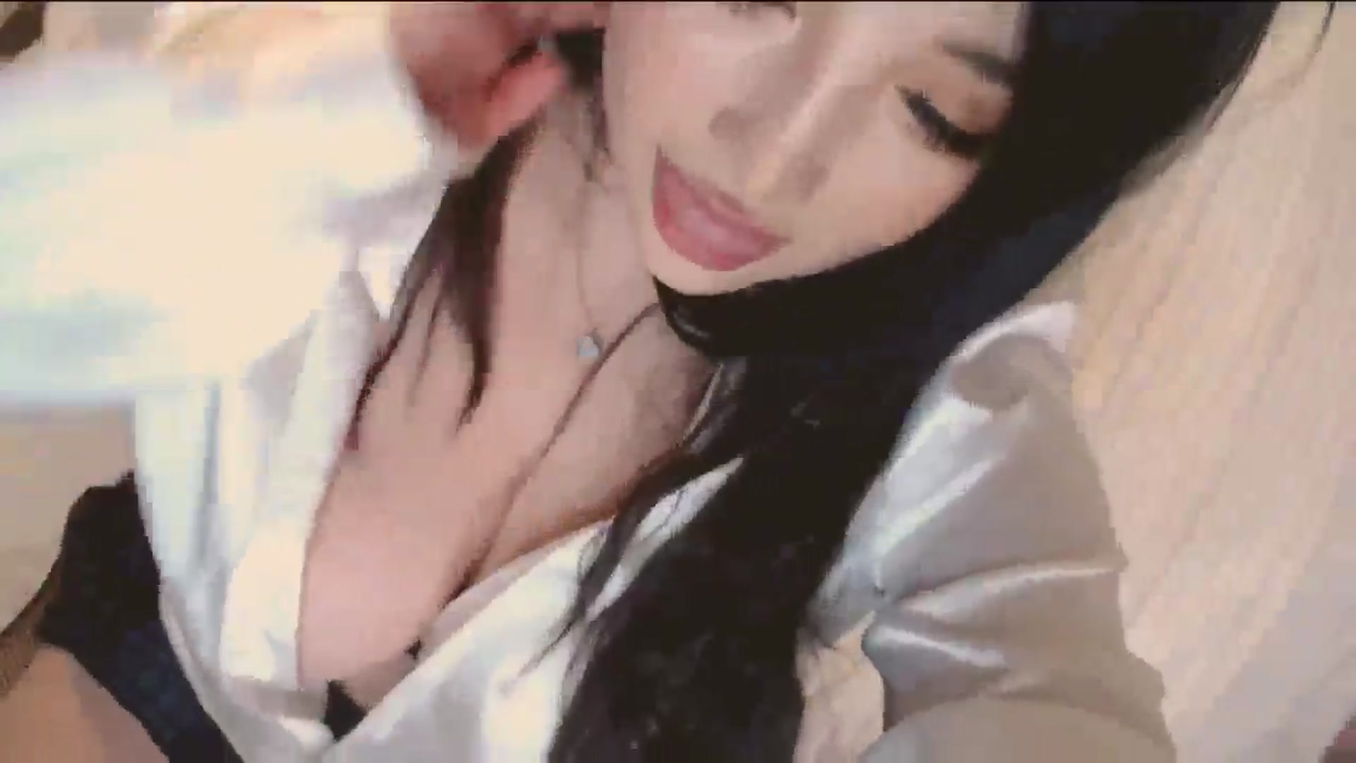 Gallery image thumbnail from MeLONsTherapy's myfreecams stream on, 02/04/2026, 10:12 image 18 of 20